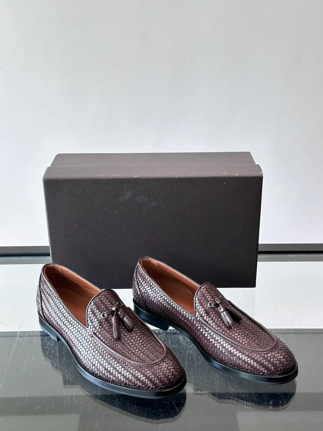 Men's Loafers And Dress Shoes BOTTEGA VENETA 17730366