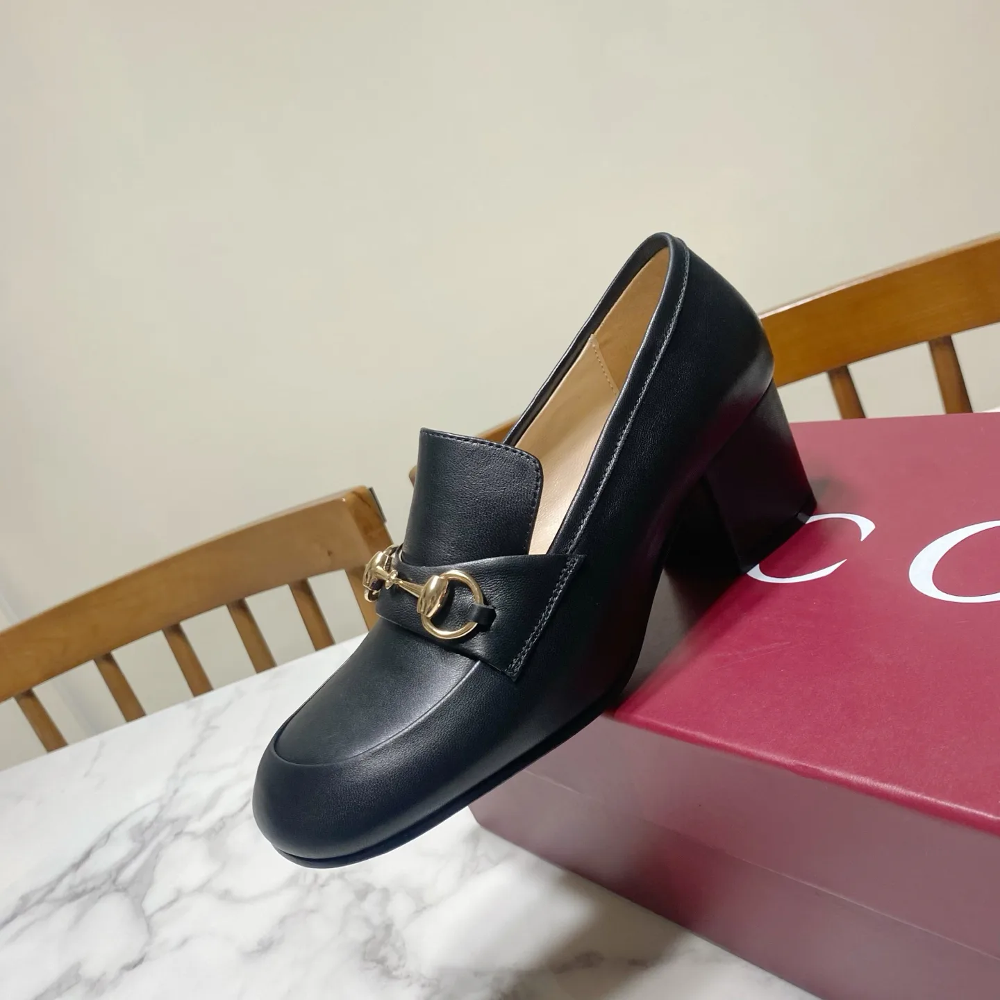 Women's Loafers And Moccasins GUCCI 17570587