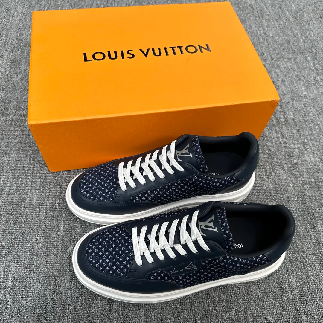 Men's Sneakers LOUIS VUITTON 18076078