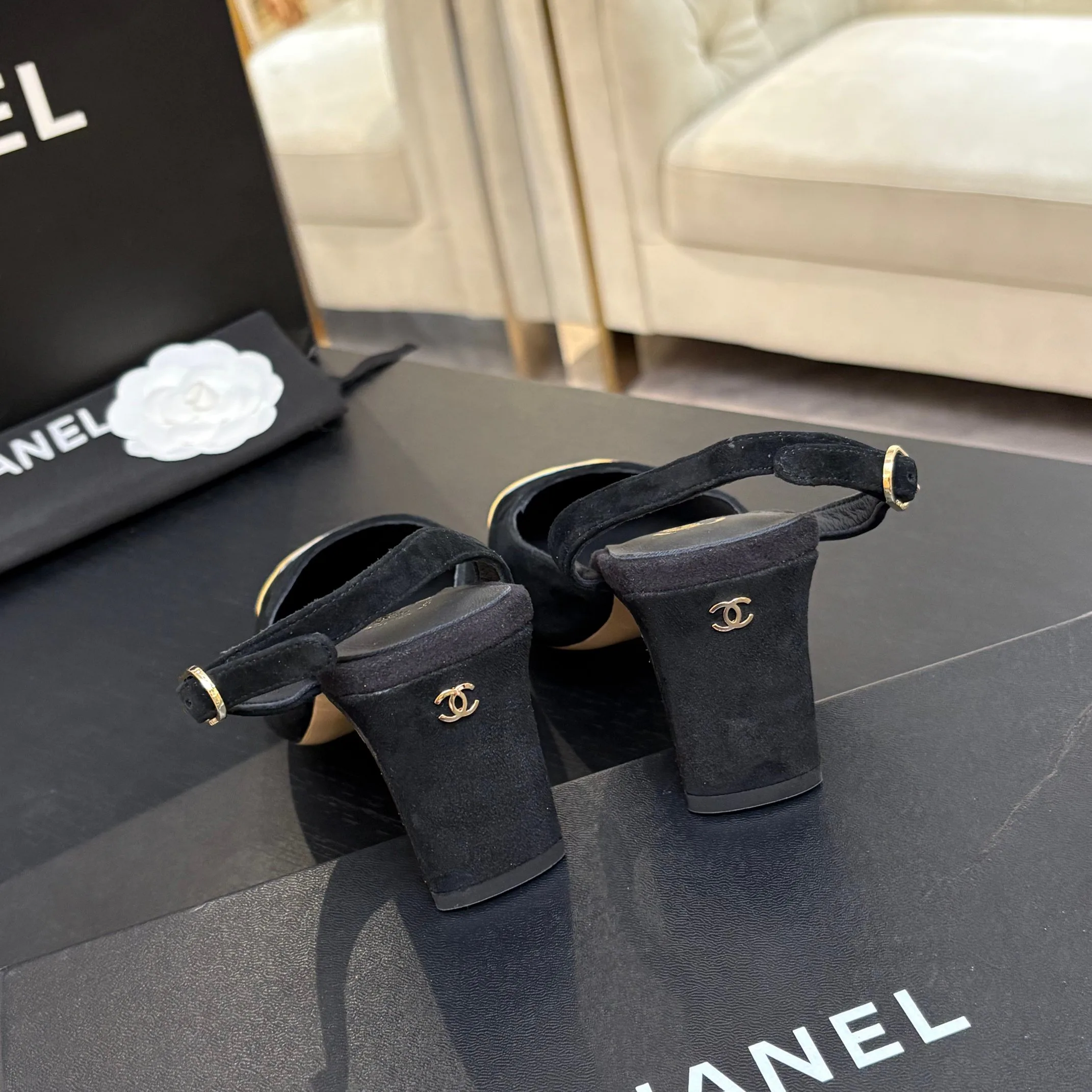 Women's Heels CHANEL 17448372