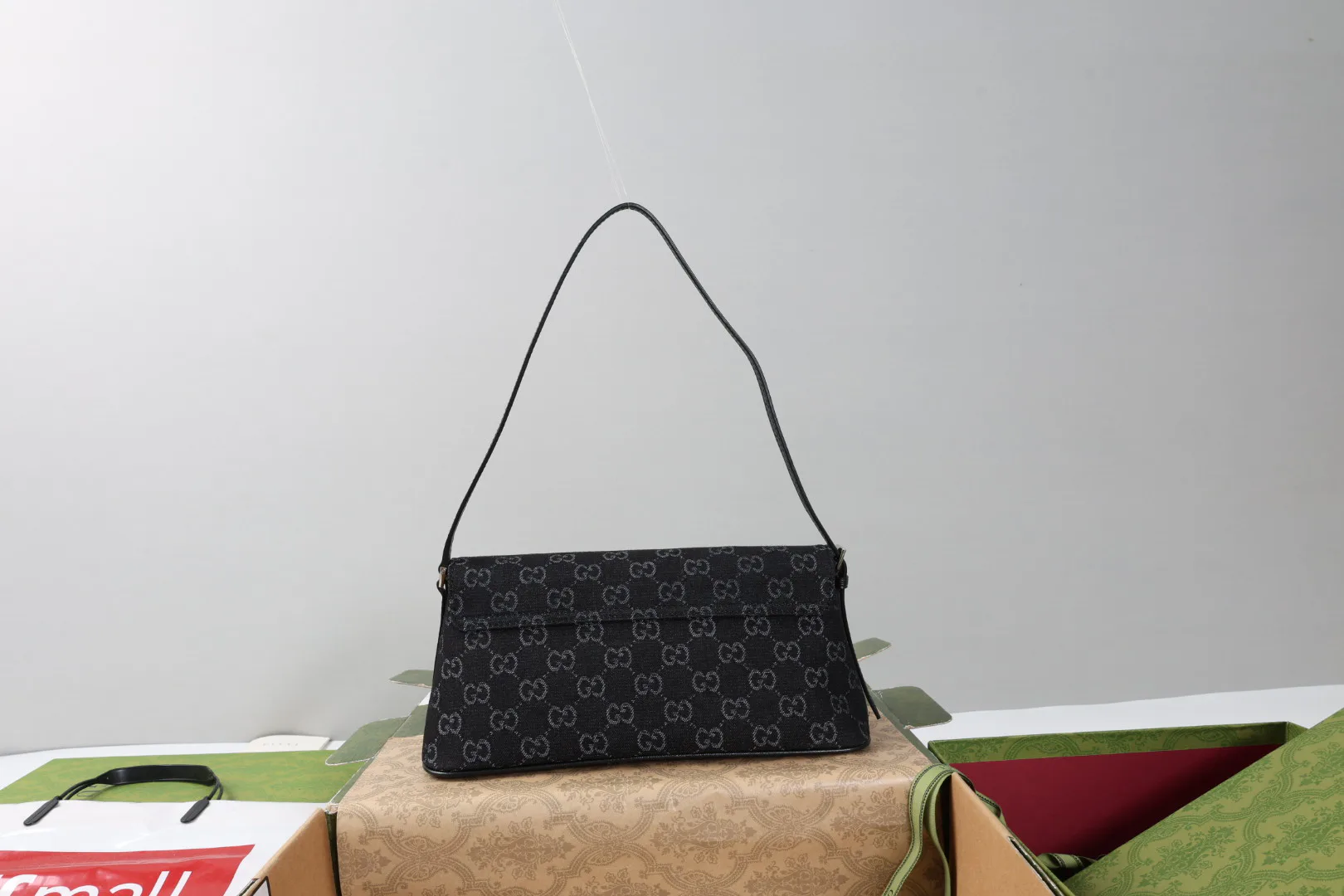 Women's Classic Handbags GUCCI 18065237