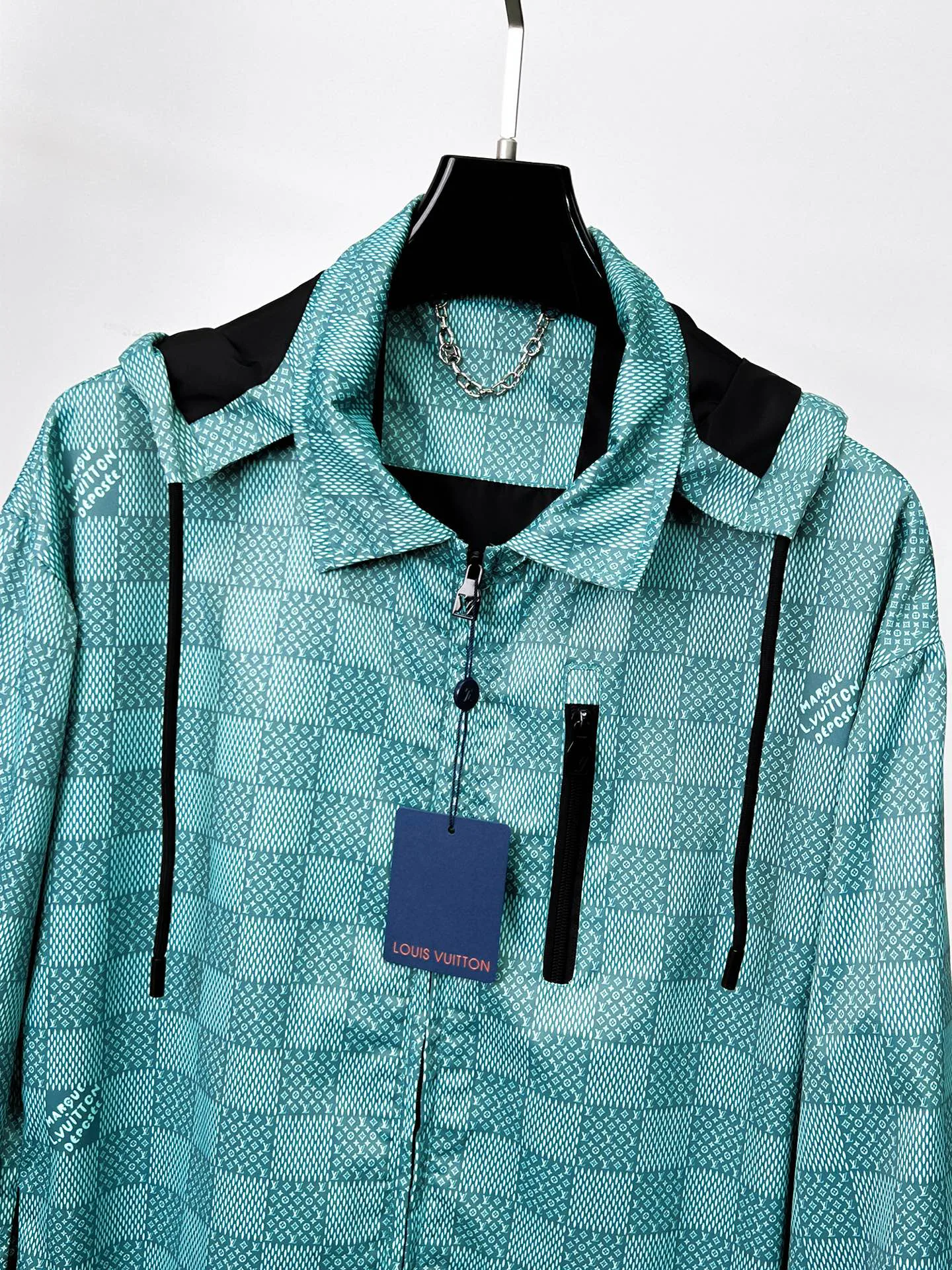 Men's Jackets And Down Jackets LOUIS VUITTON 18191472