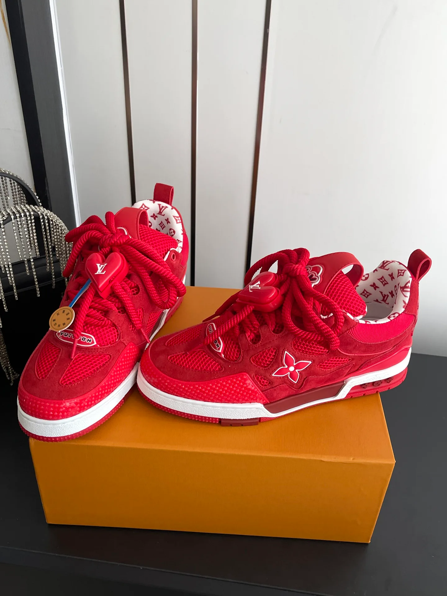 Women's Sneakers LOUIS VUITTON 17554384