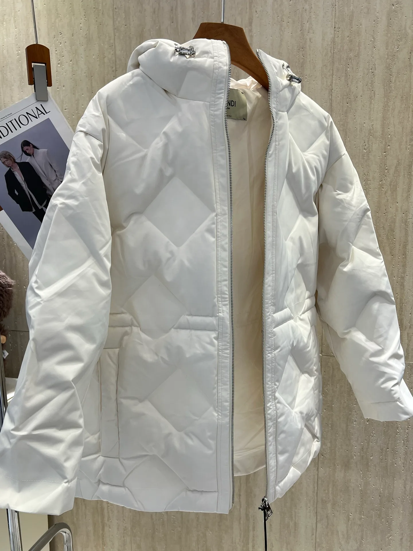 Куртки И Пуховики Мужские Fendi 18634370