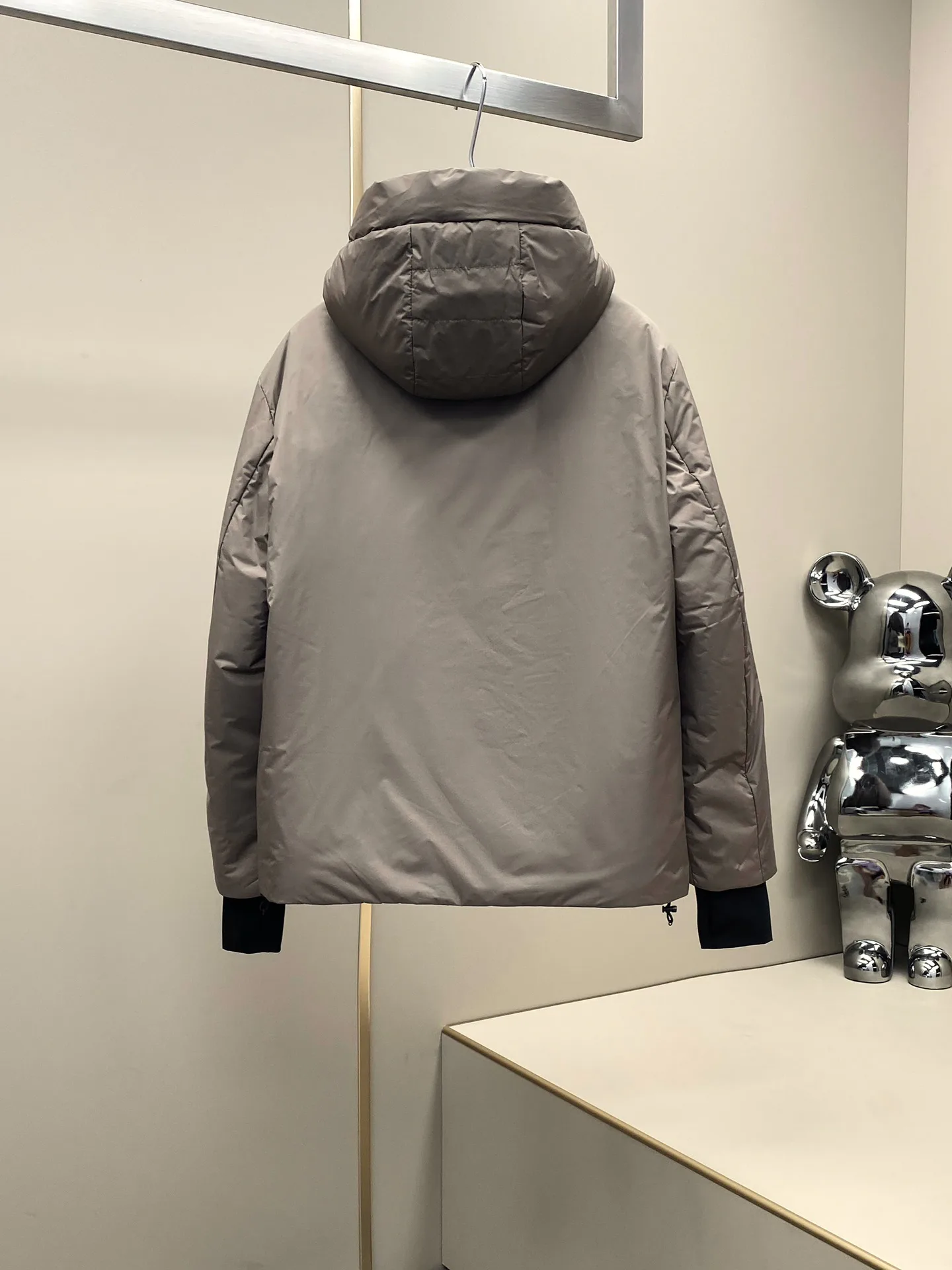 Men's Jackets And Down Jackets MONCLER 18111237