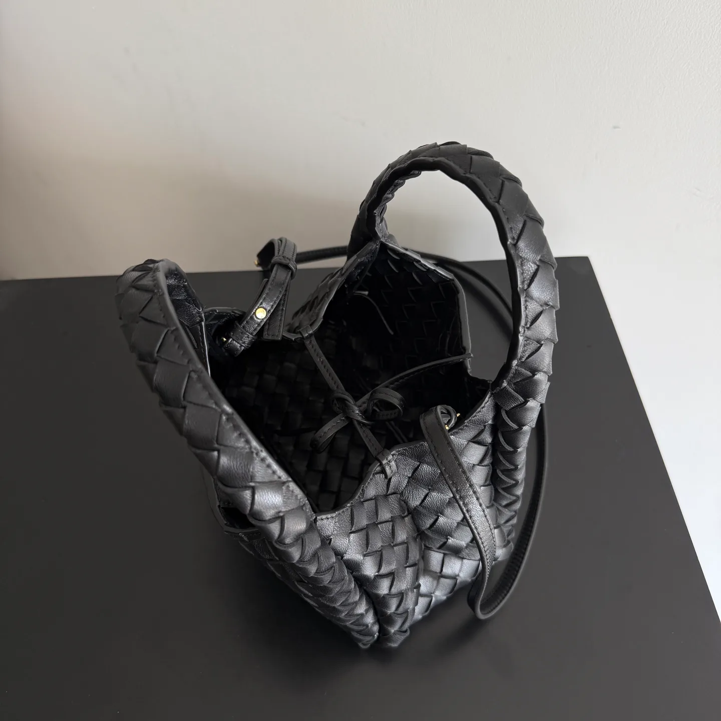 Women's Classic Handbags BOTTEGA VENETA 18467925