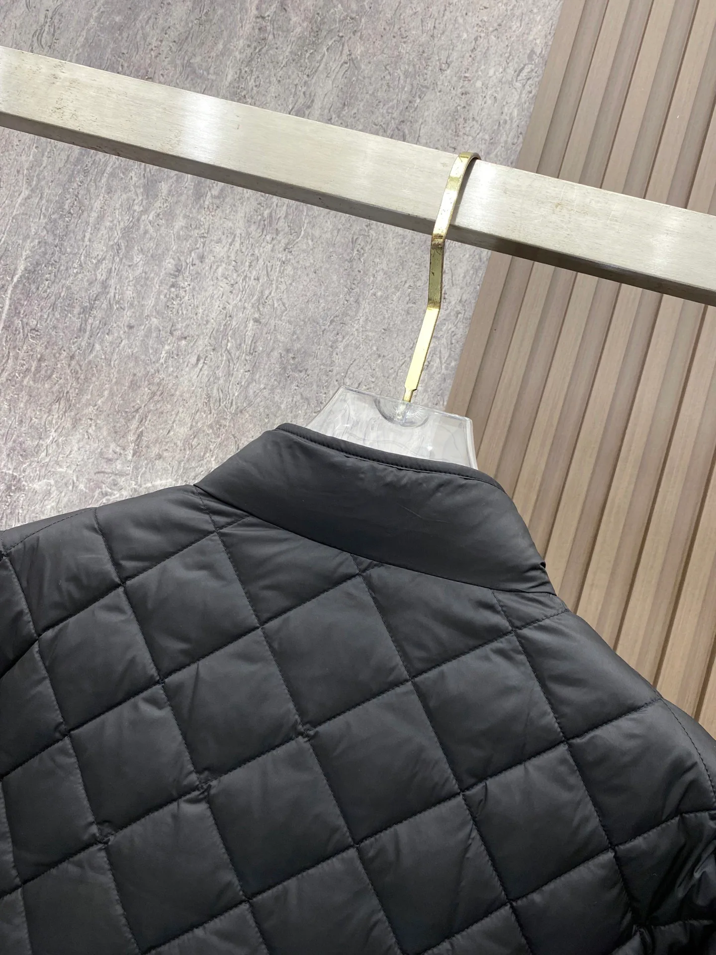Куртки И Пуховики Мужские Moncler 18596388
