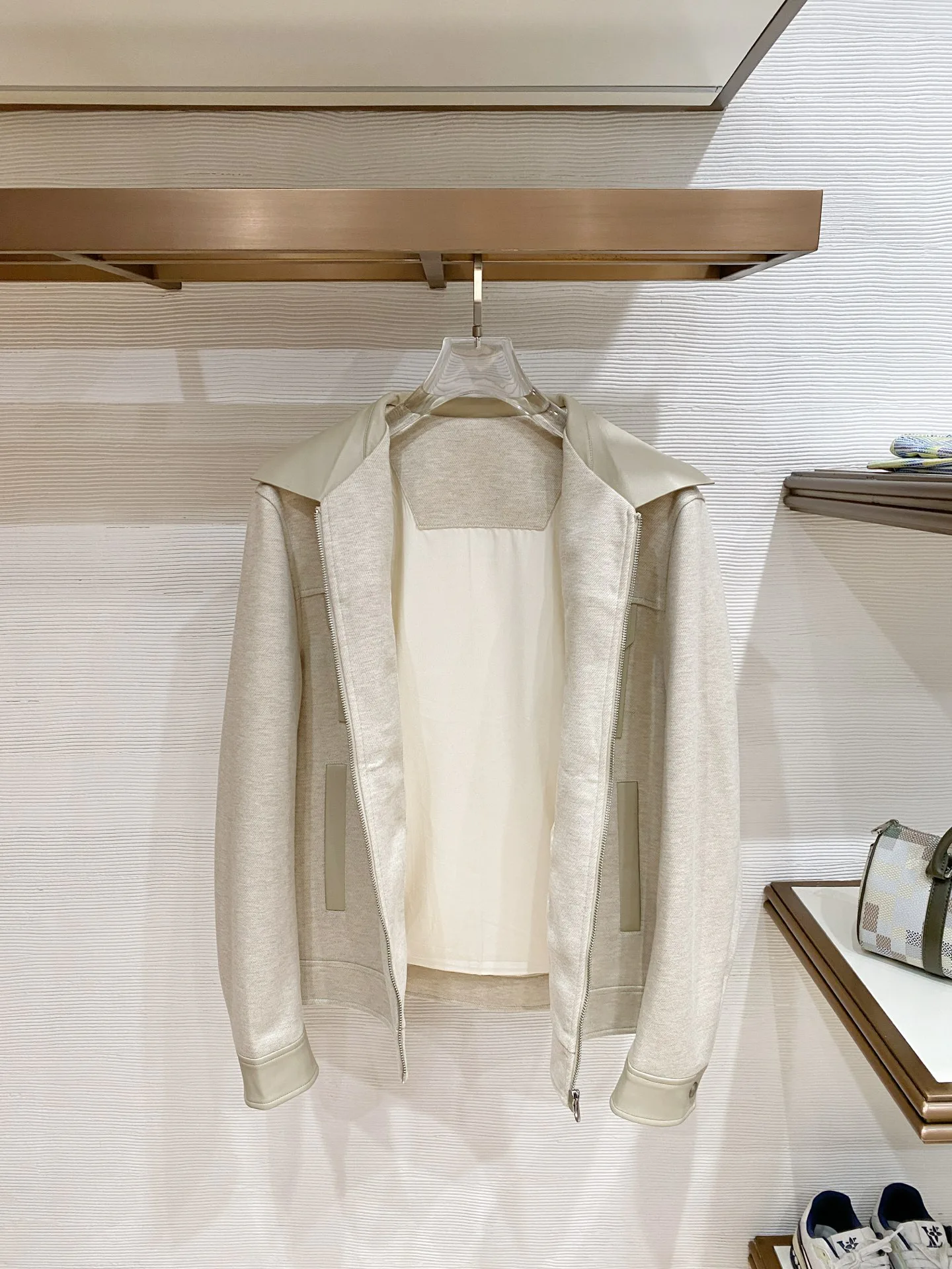 Куртки И Пуховики Мужские Loro Piana 18618727