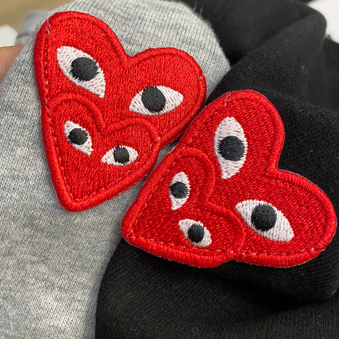 Men's Sweatshirts And Hoodies COMME DES GARÇONS 18189780