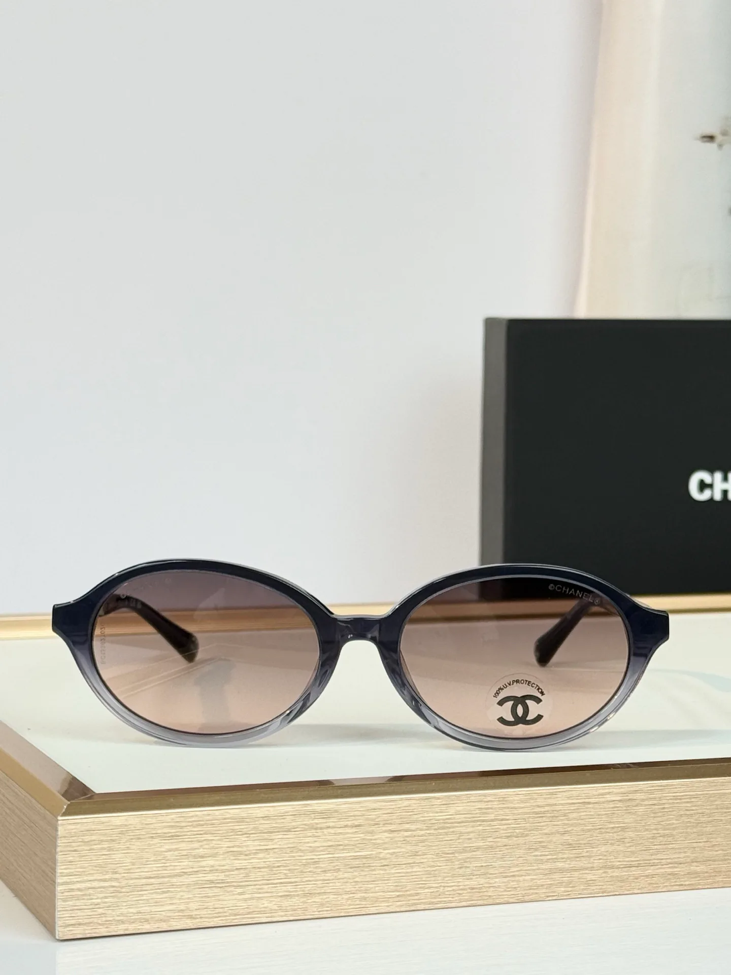 Glasses CHANEL 18118009