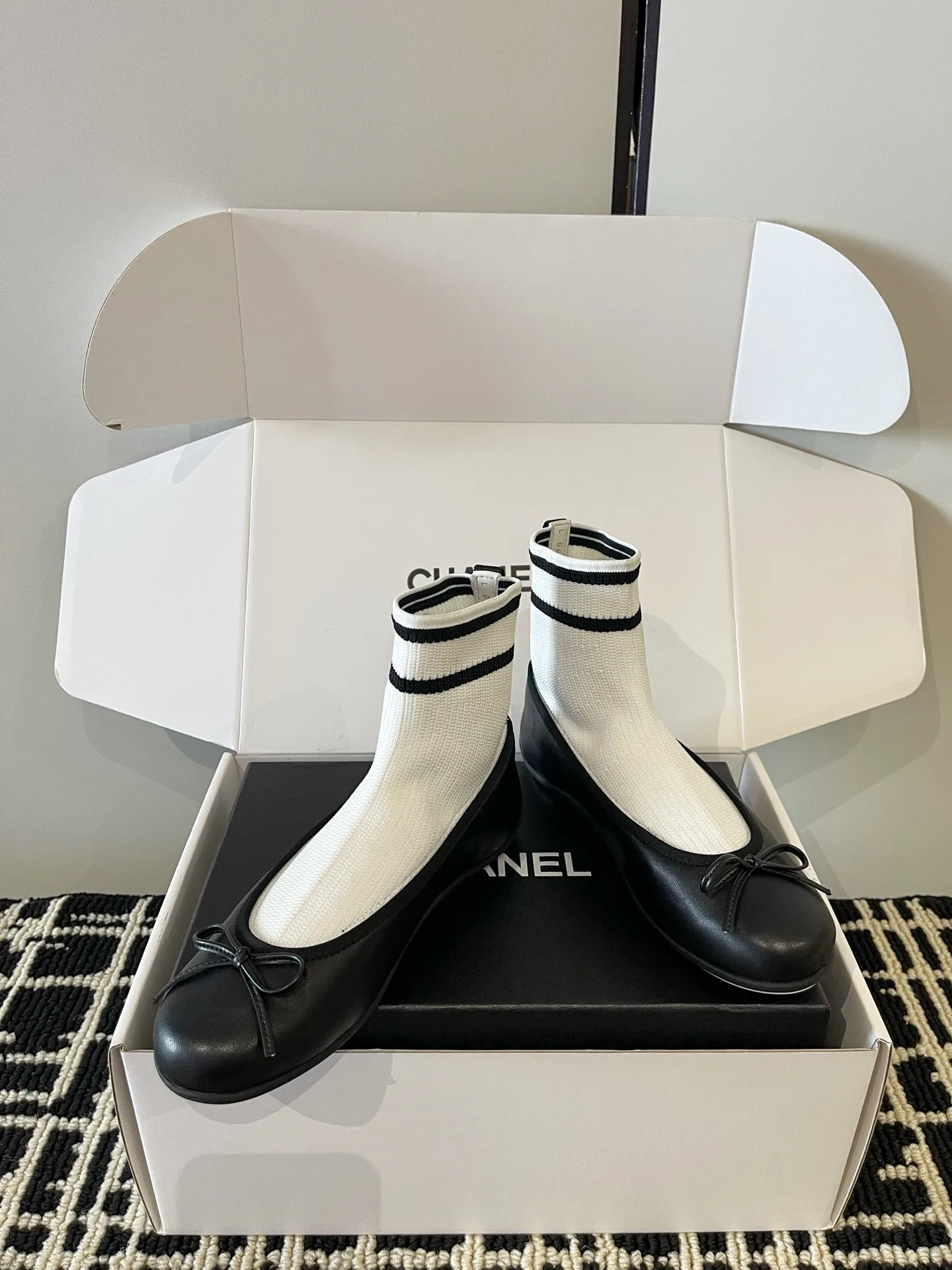 Women's Ballet Flats CHANEL 17866967