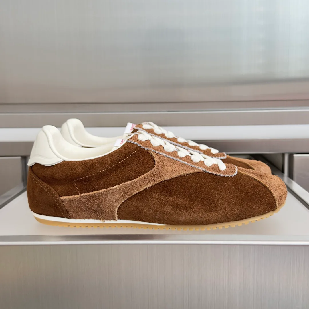 Women's Sneakers BOTTEGA VENETA 17910638