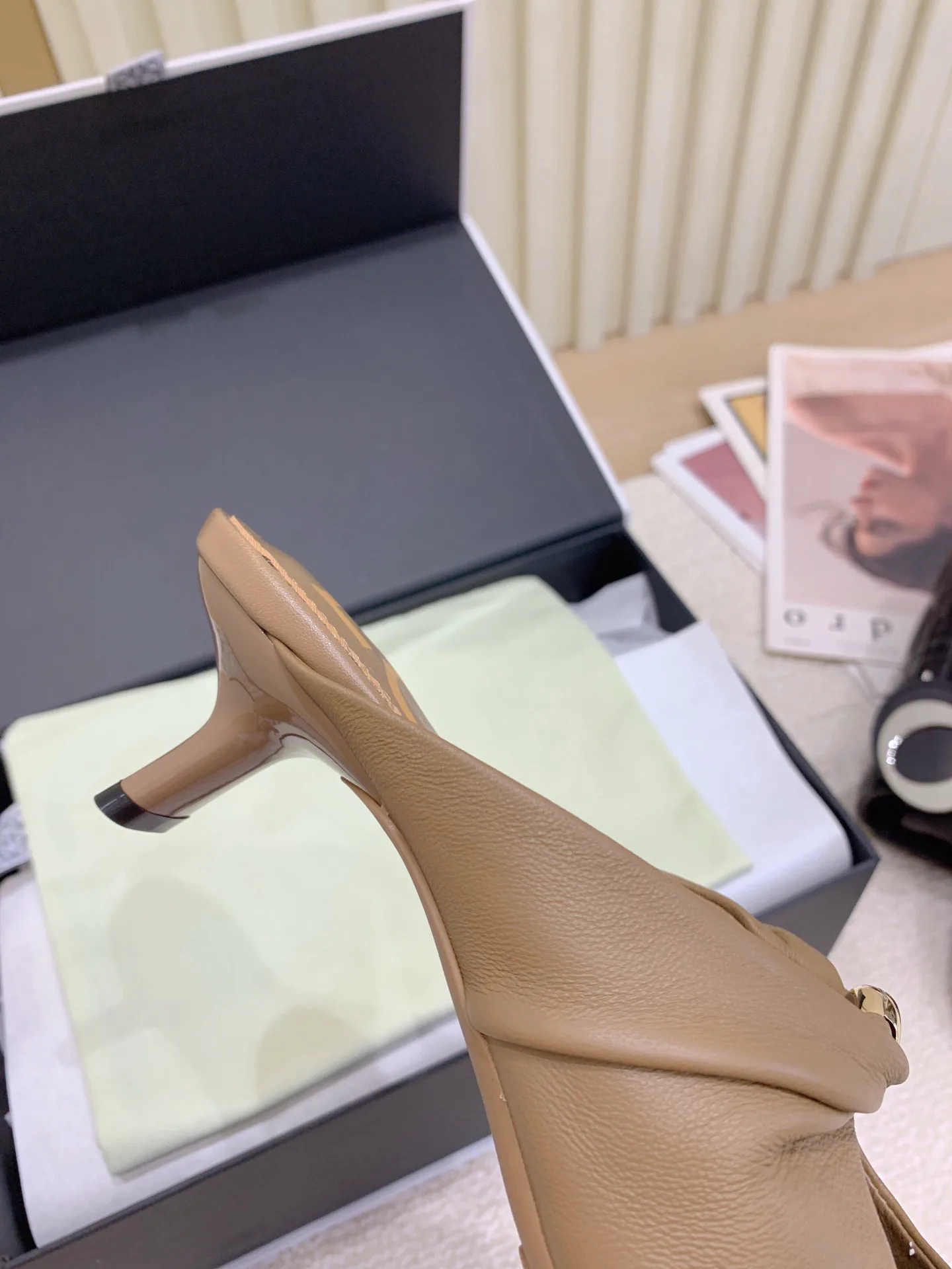 Women's Mules And Clogs LOEWE 17963198
