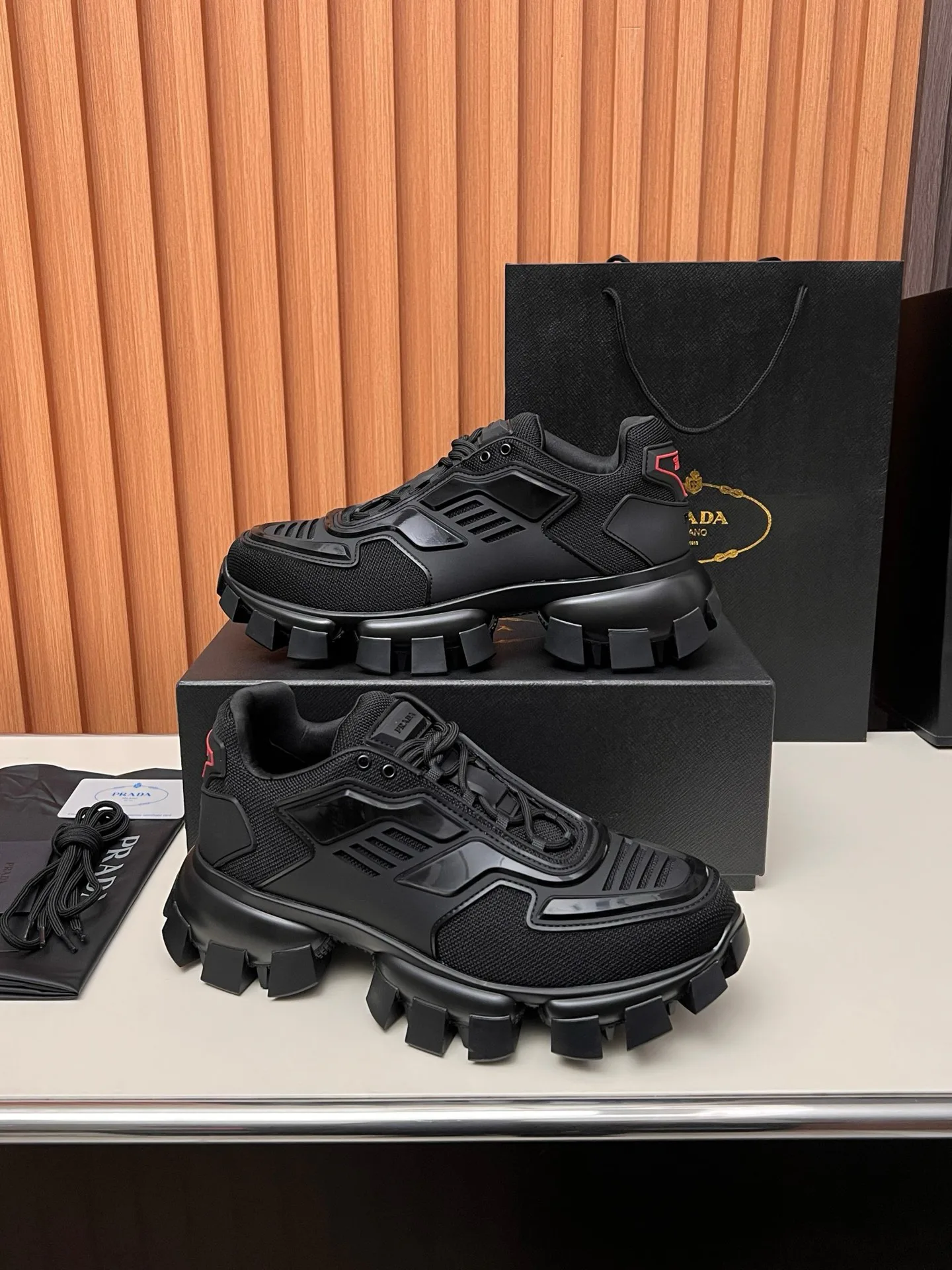 Women's Sneakers PRADA 17955145