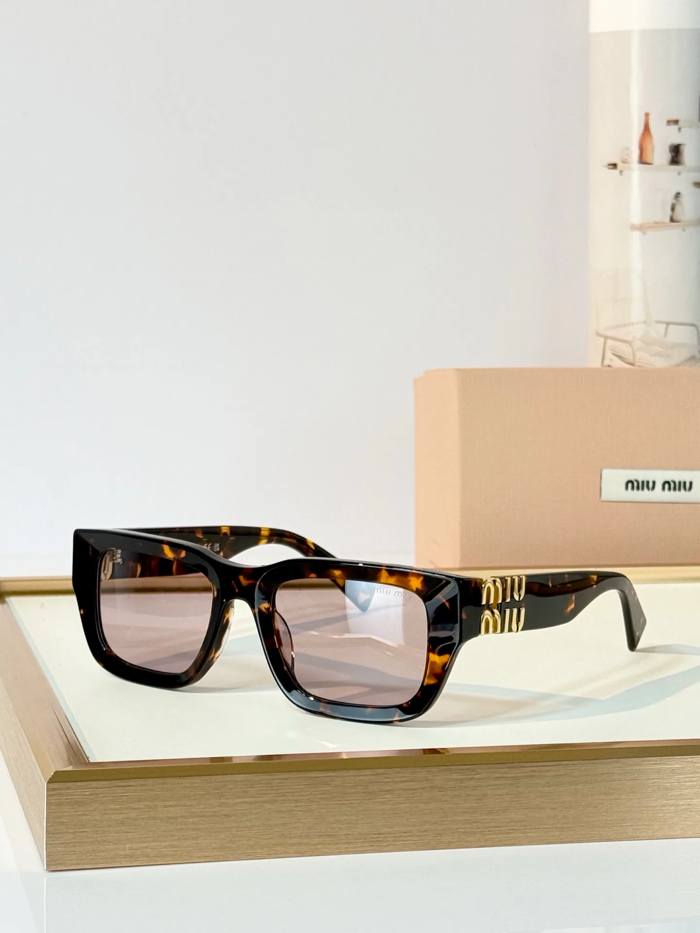 Glasses MIU MIU 18117970