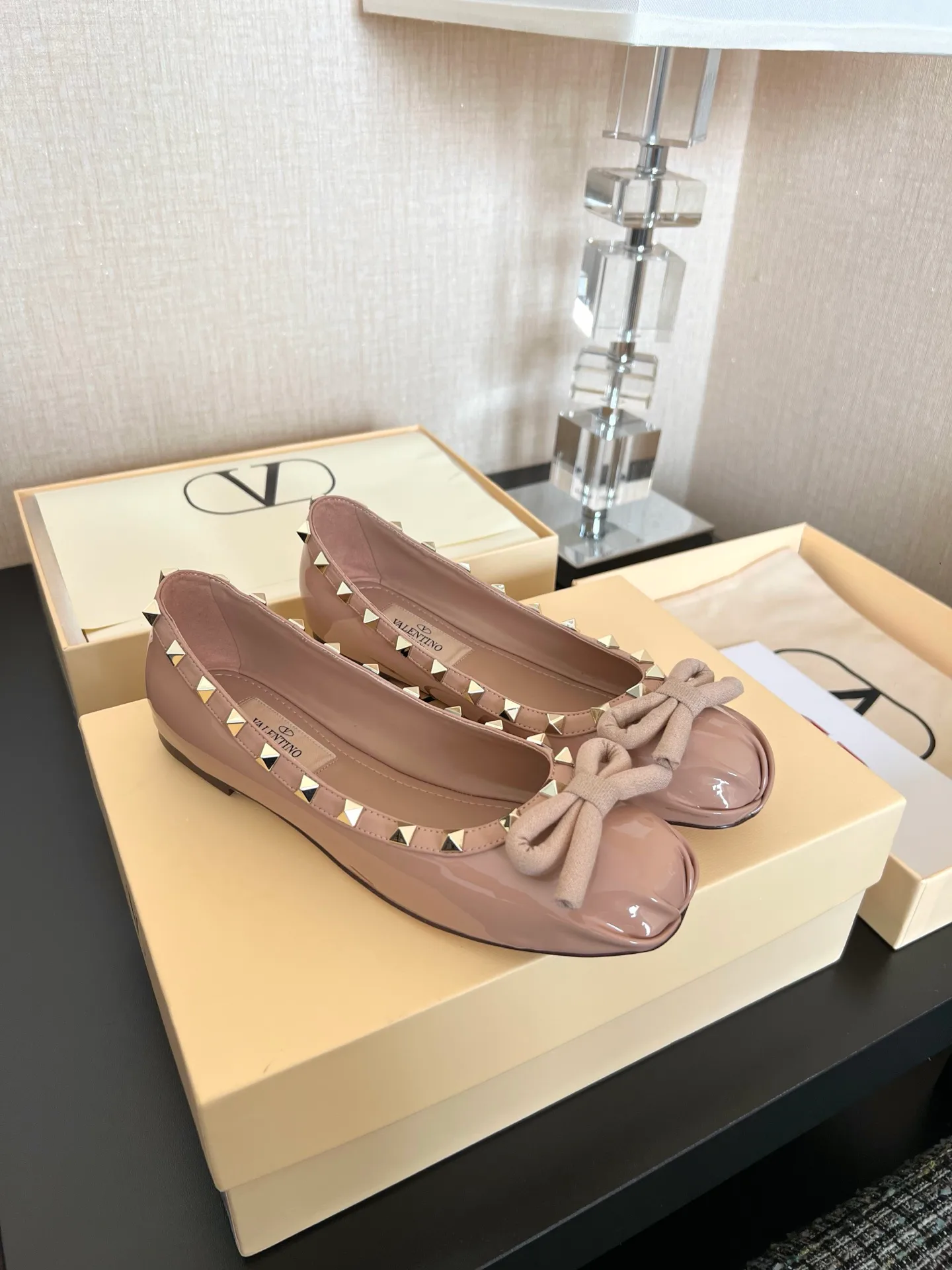 Women's Ballet Flats VALENTINO 17480178