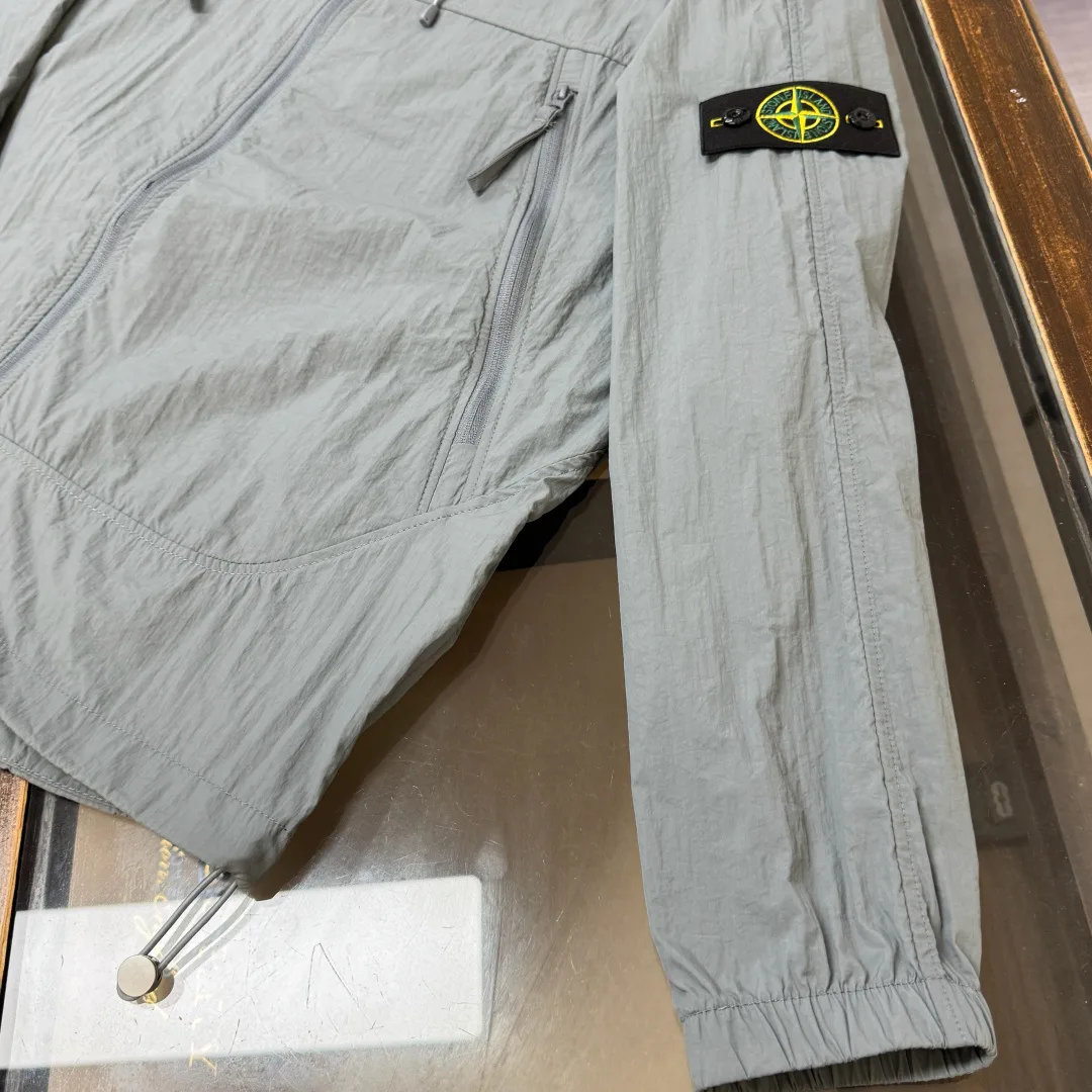 Men's Jackets And Down Jackets STONE ISLAND 17286050