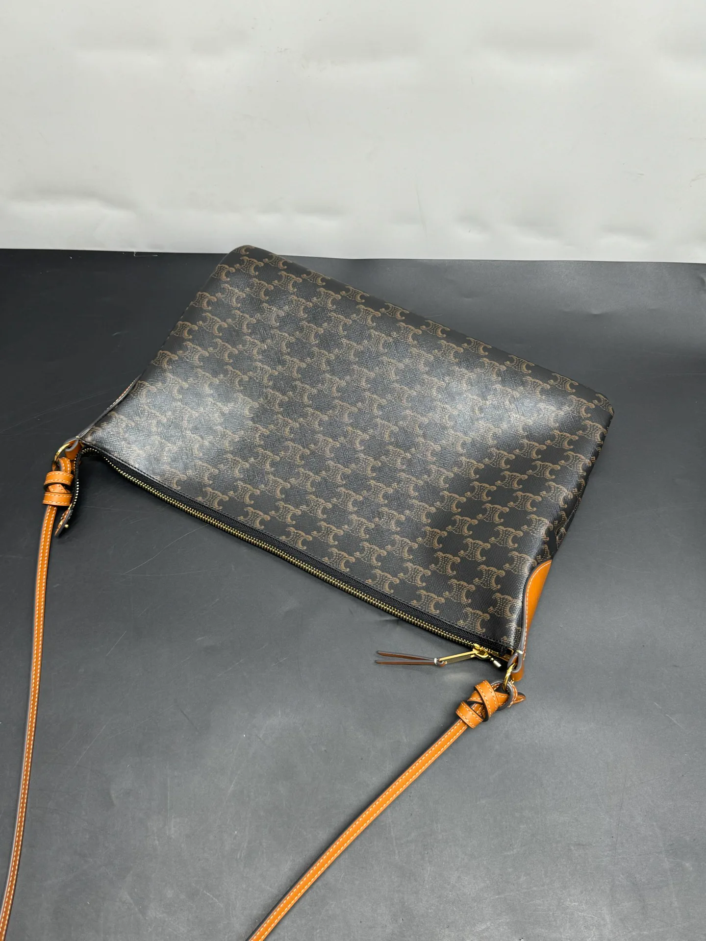 Women's Classic Handbags CELINE 17383827