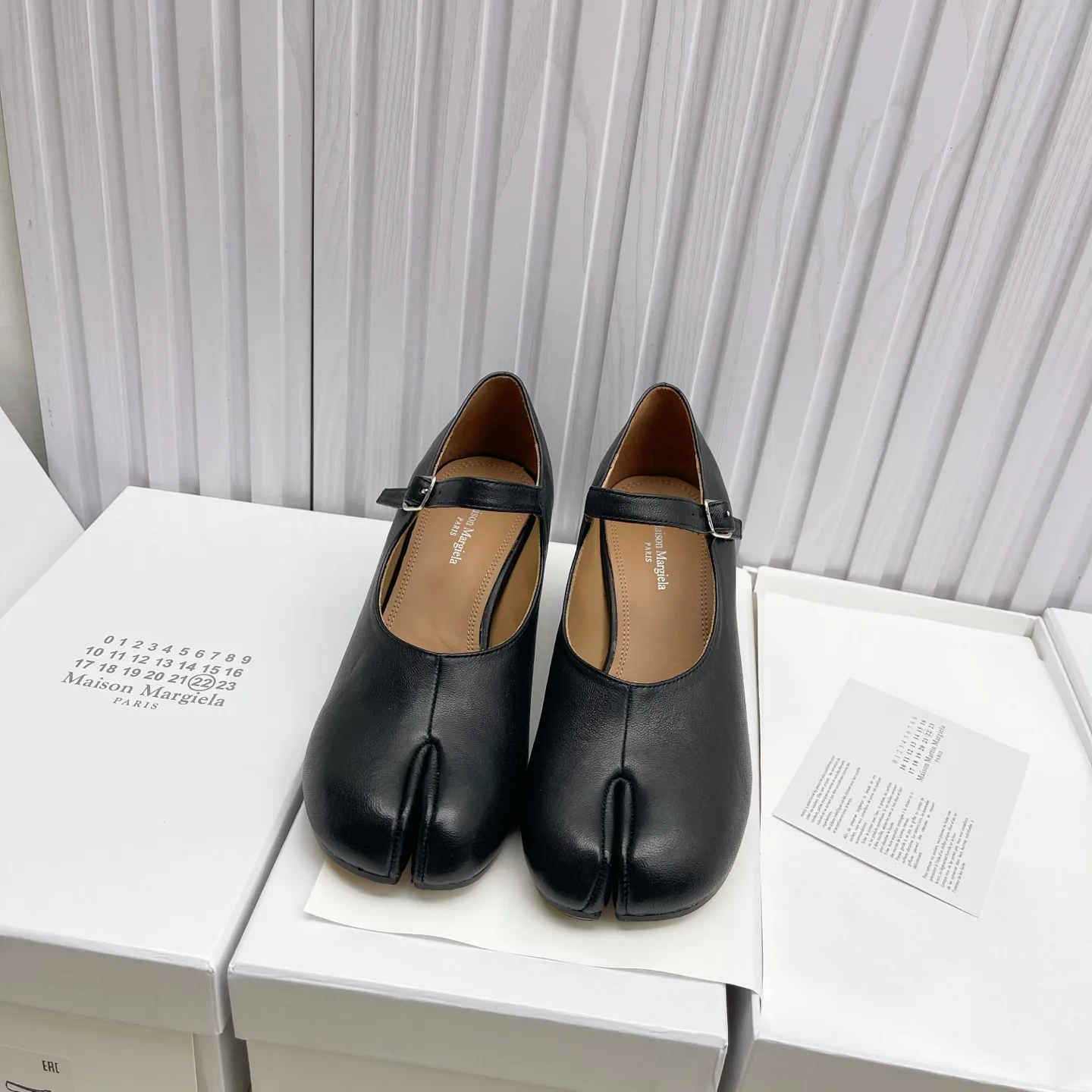 Women's Heels MAISON MARGIELA 18104520