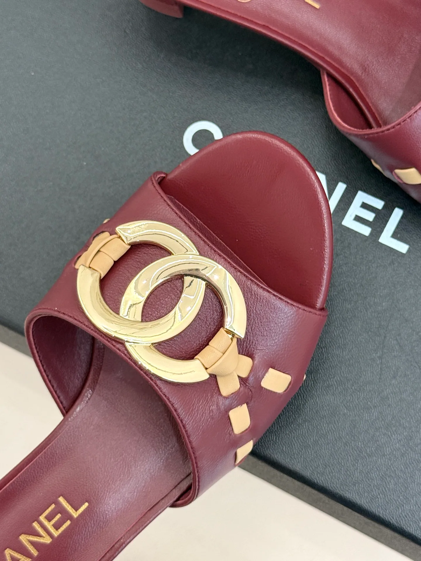 Women's Open-Toe Sandals CHANEL 17025705