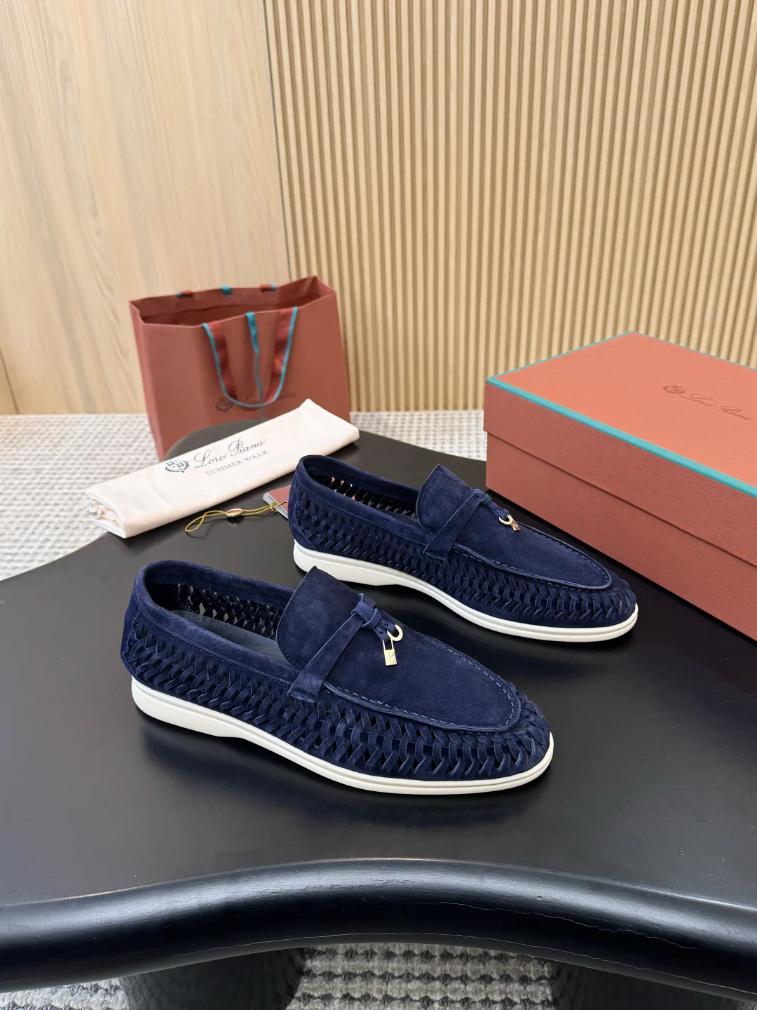 Women's Loafers And Moccasins LORO PIANA 18233094