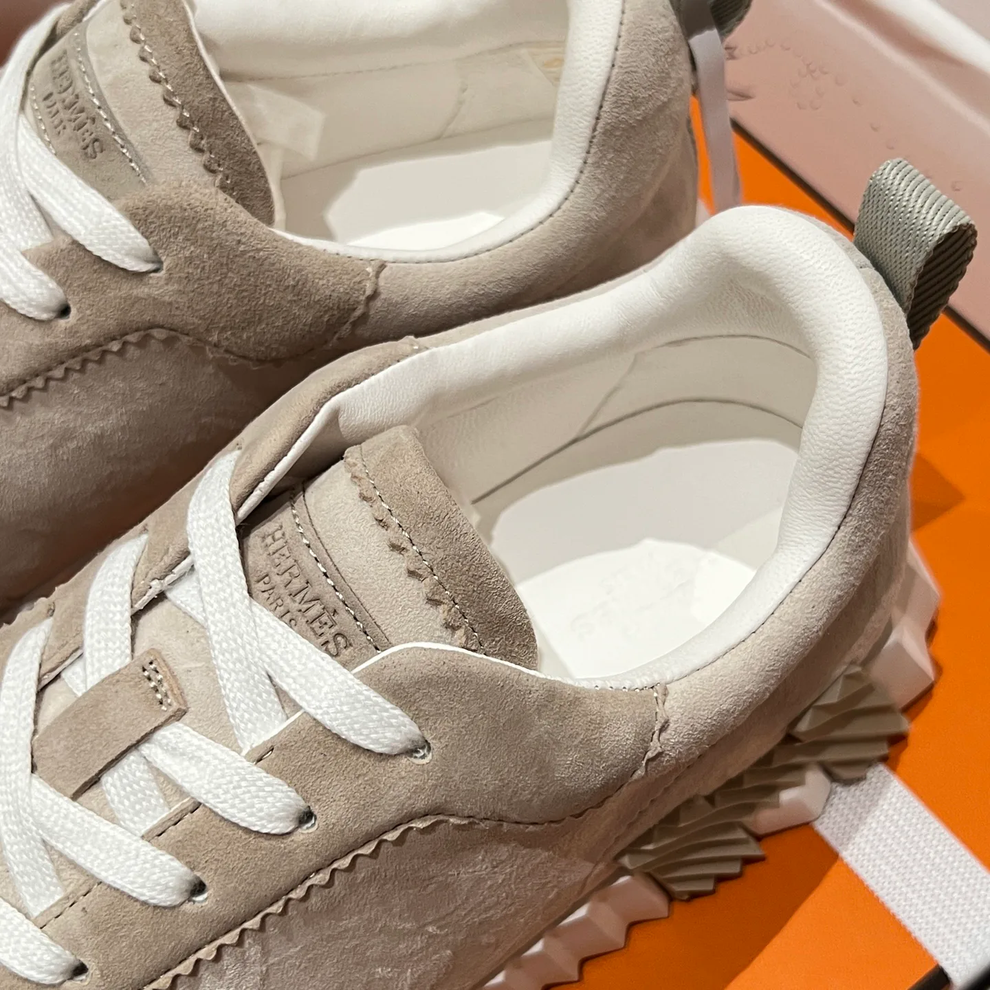 Women's Sneakers HERMES 18080316