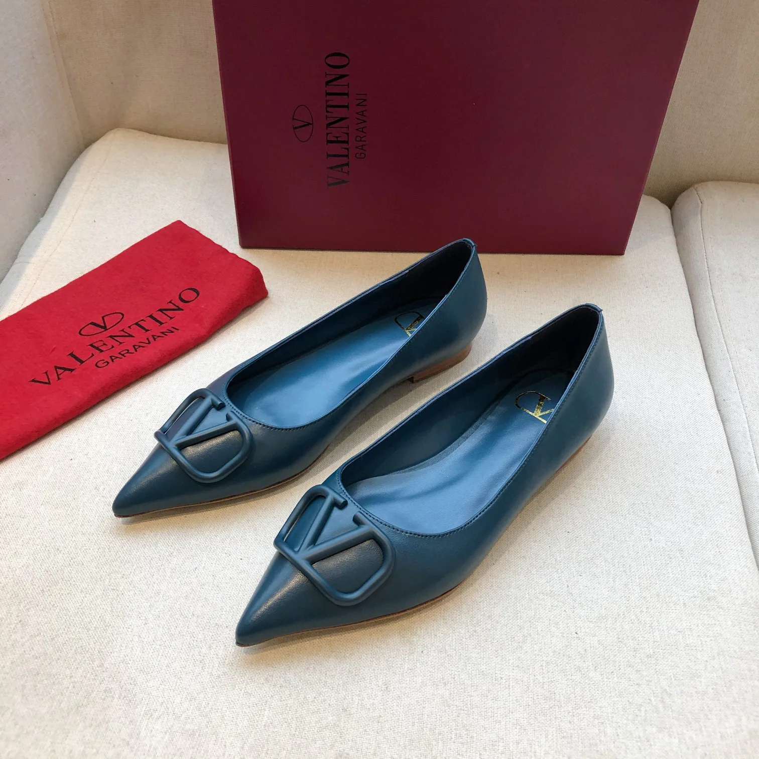 Women's Heels VALENTINO 17956856