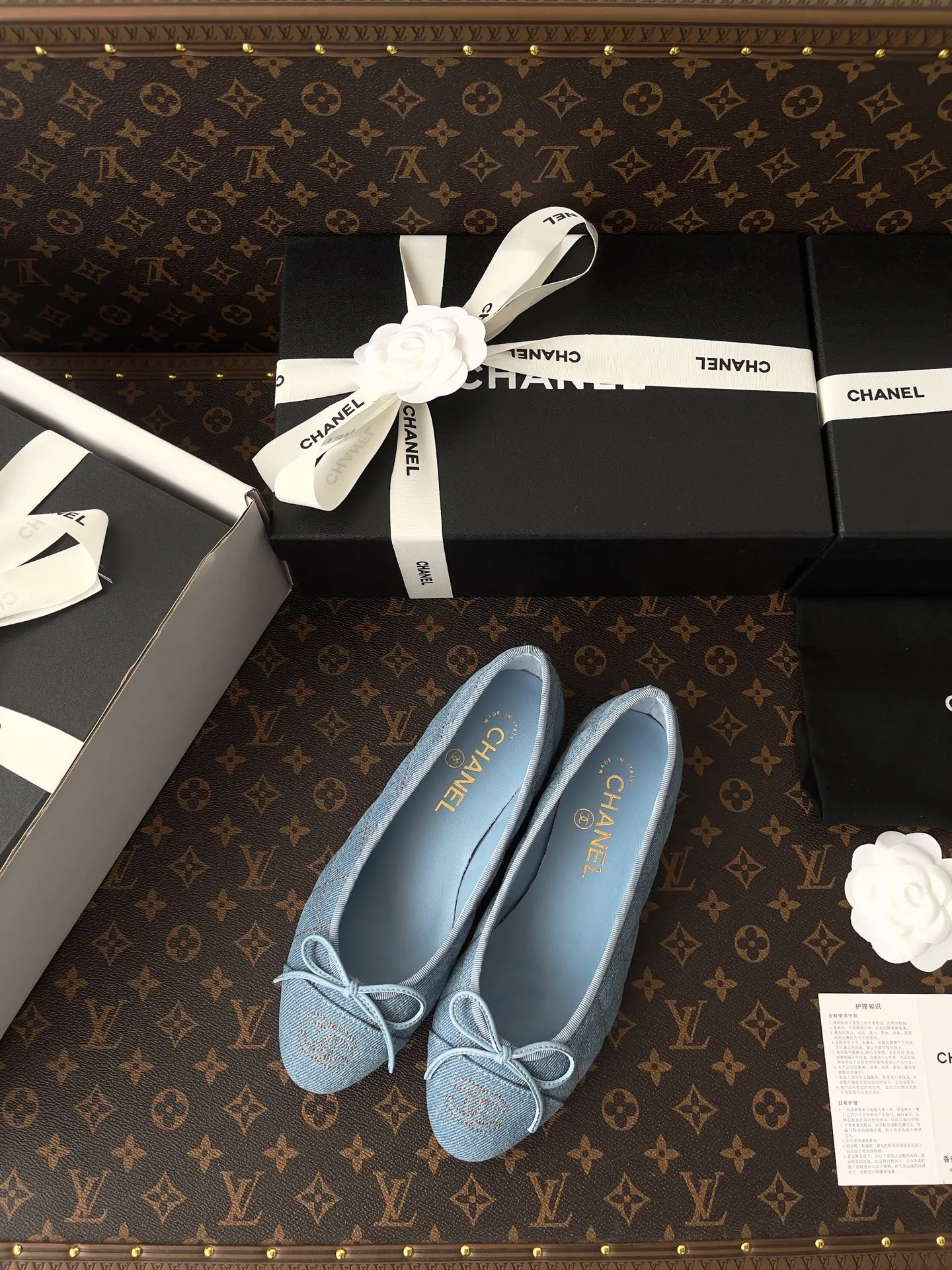 Women's Ballet Flats CHANEL 18153013