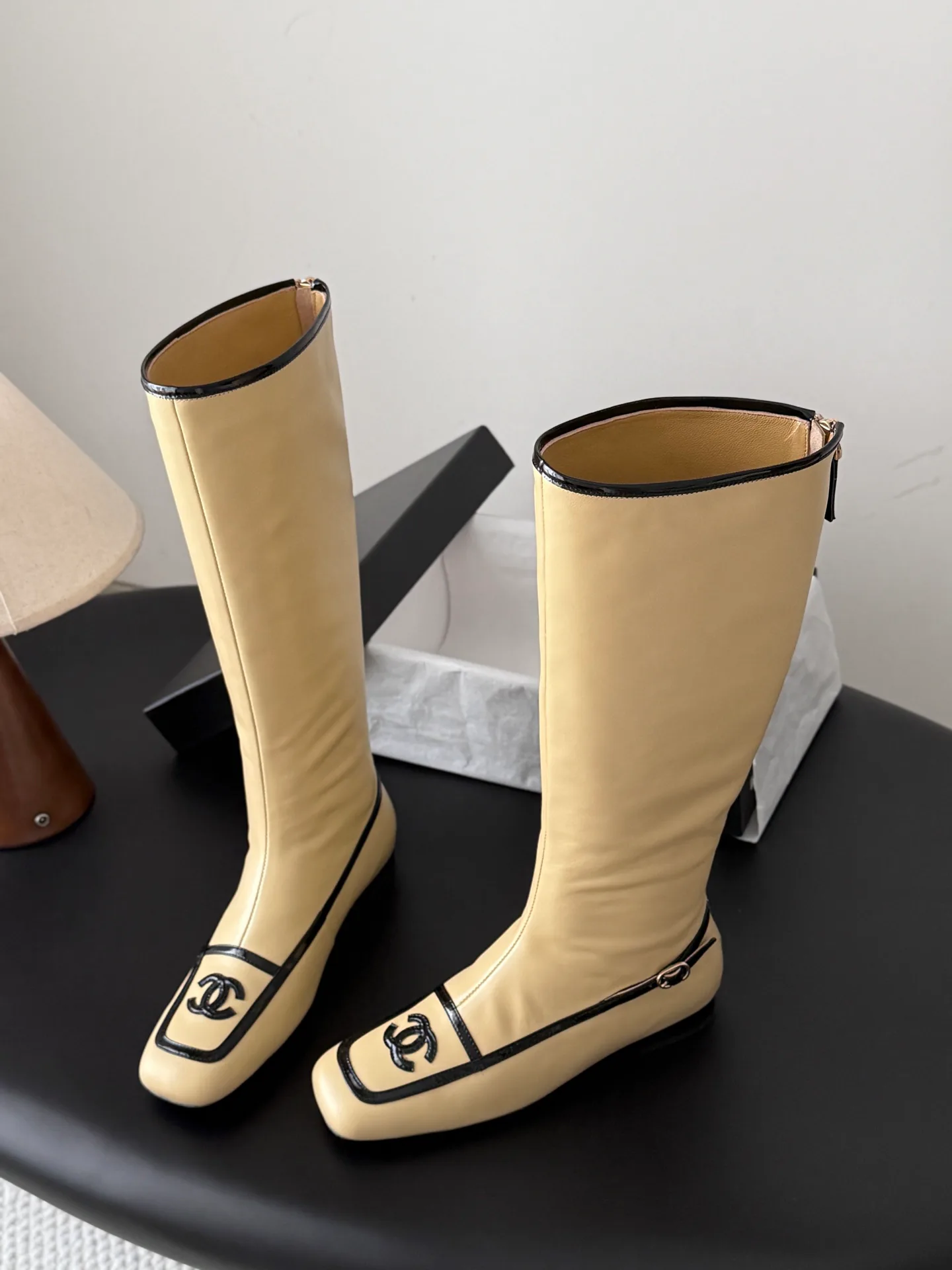 Women's Boots CHANEL 18053721