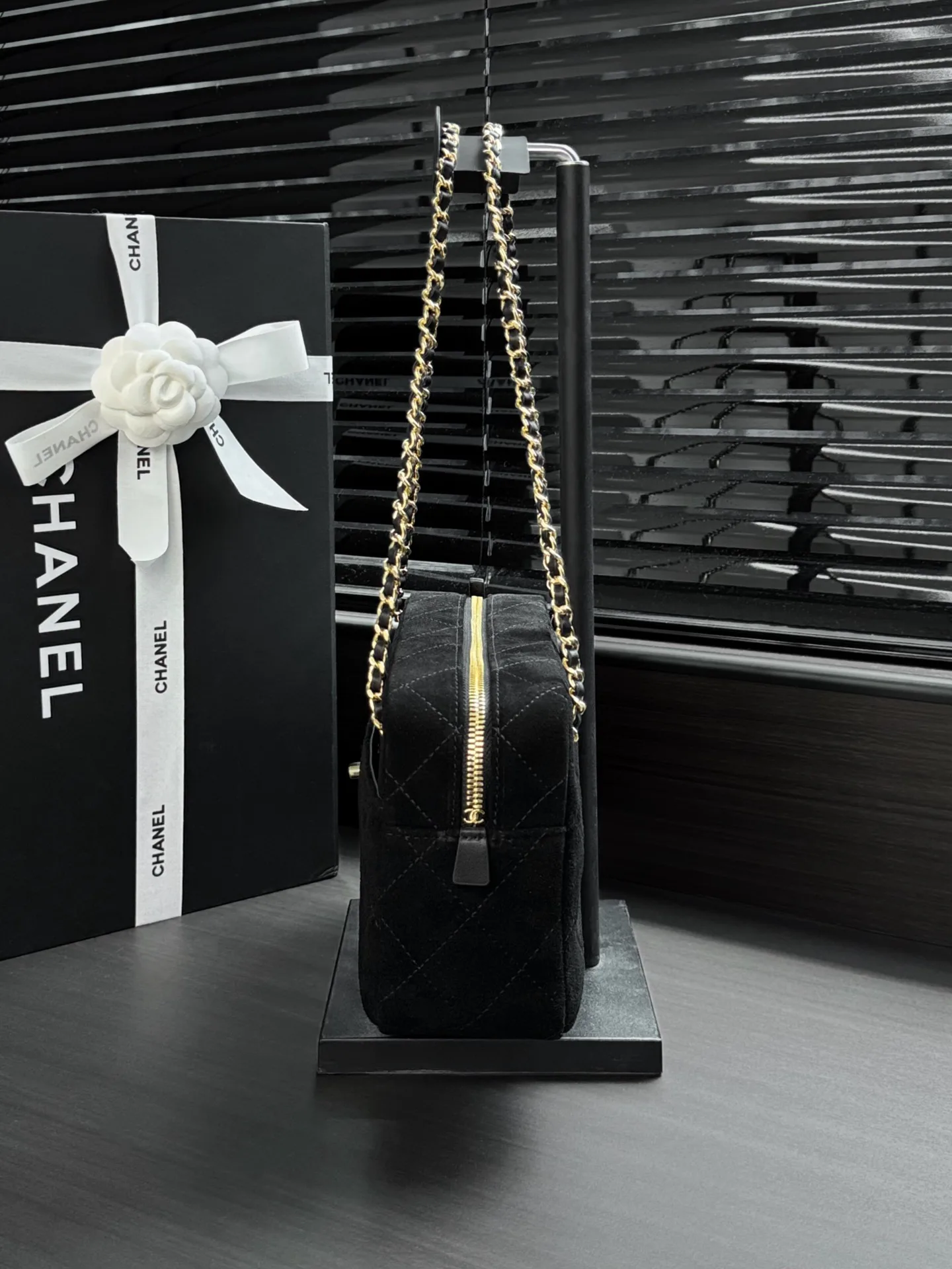 Women's Classic Handbags CHANEL 18147997