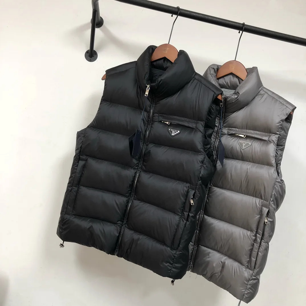 Men's Vests PRADA 18001999