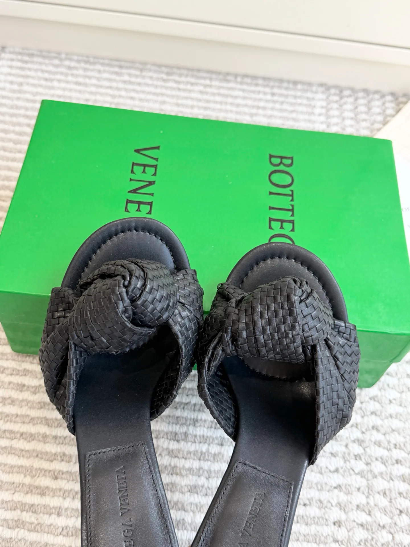 Women's Mules And Clogs BOTTEGA VENETA 18414220