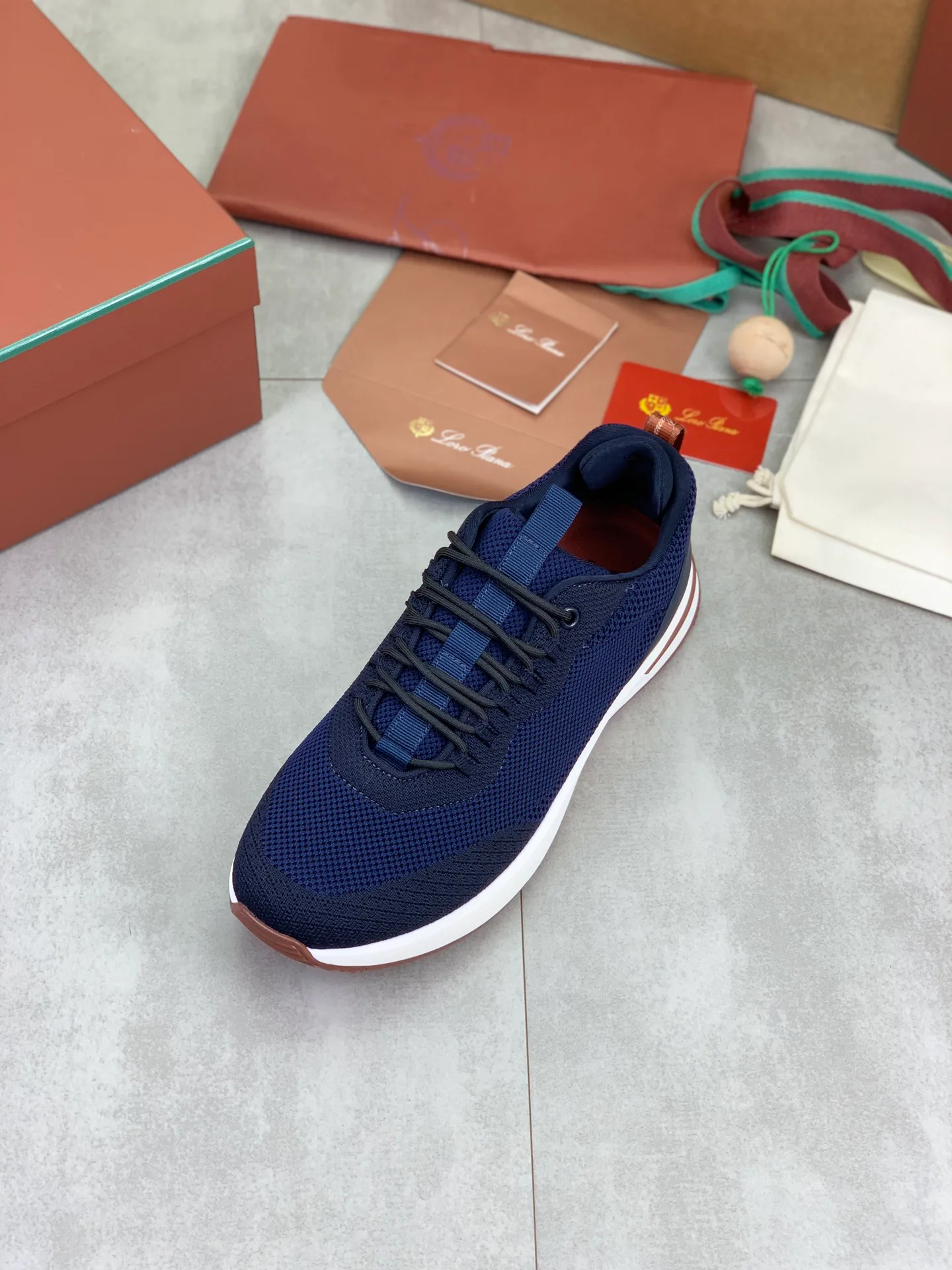 Men's Sneakers LORO PIANA 18365202