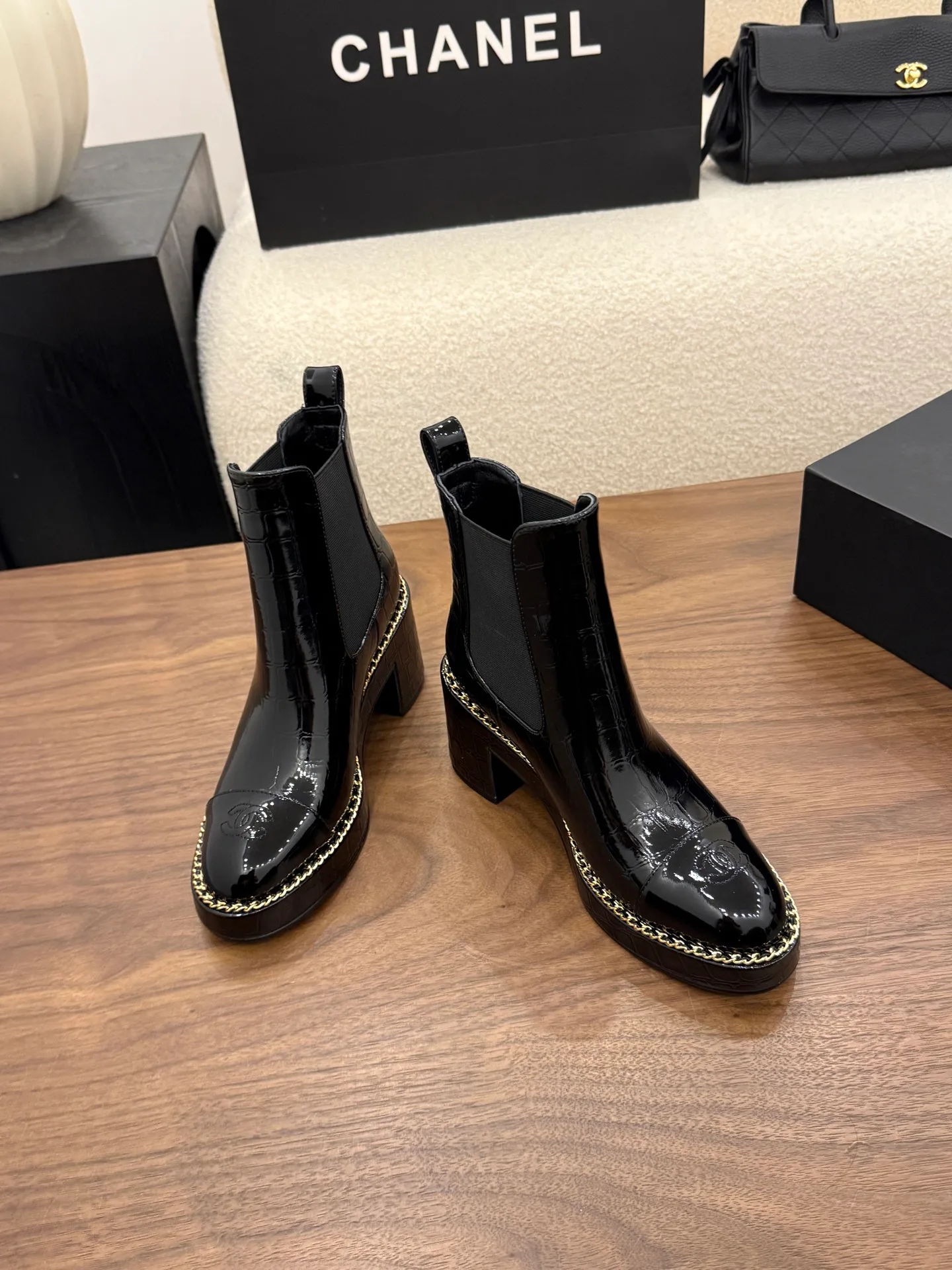 Women's Booties CHANEL 18223505