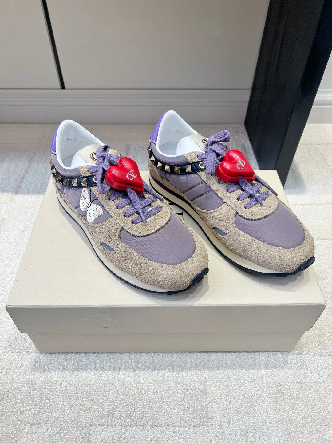 Women's Sneakers VALENTINO 18436564