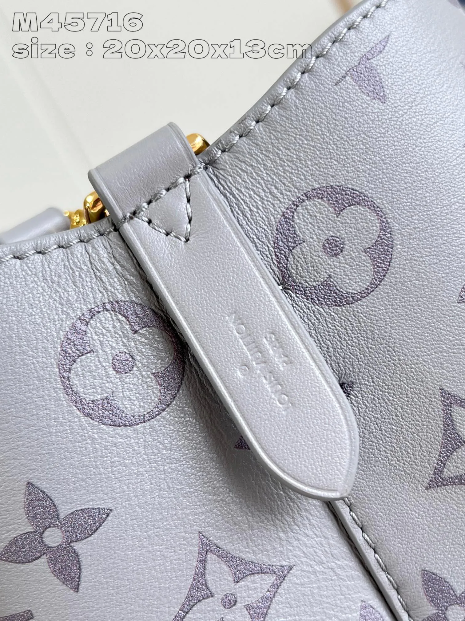 Women's Classic Handbags LOUIS VUITTON 18227601