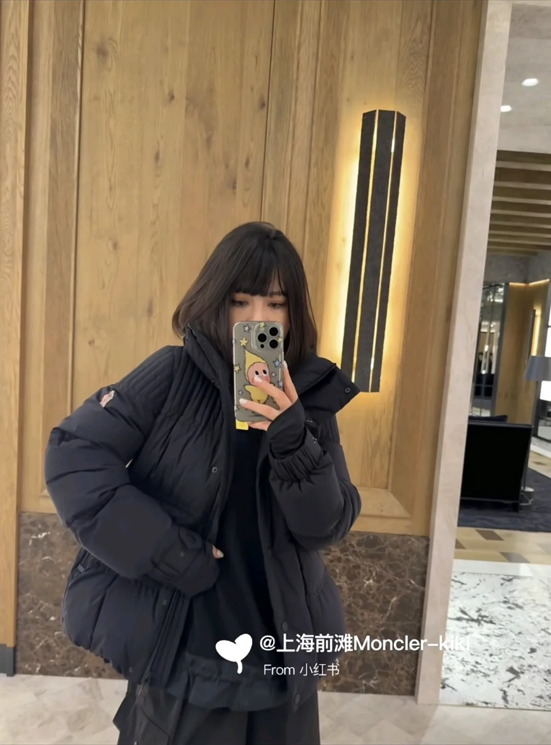 Women's Jackets And Down Jackets MONCLER 18159537