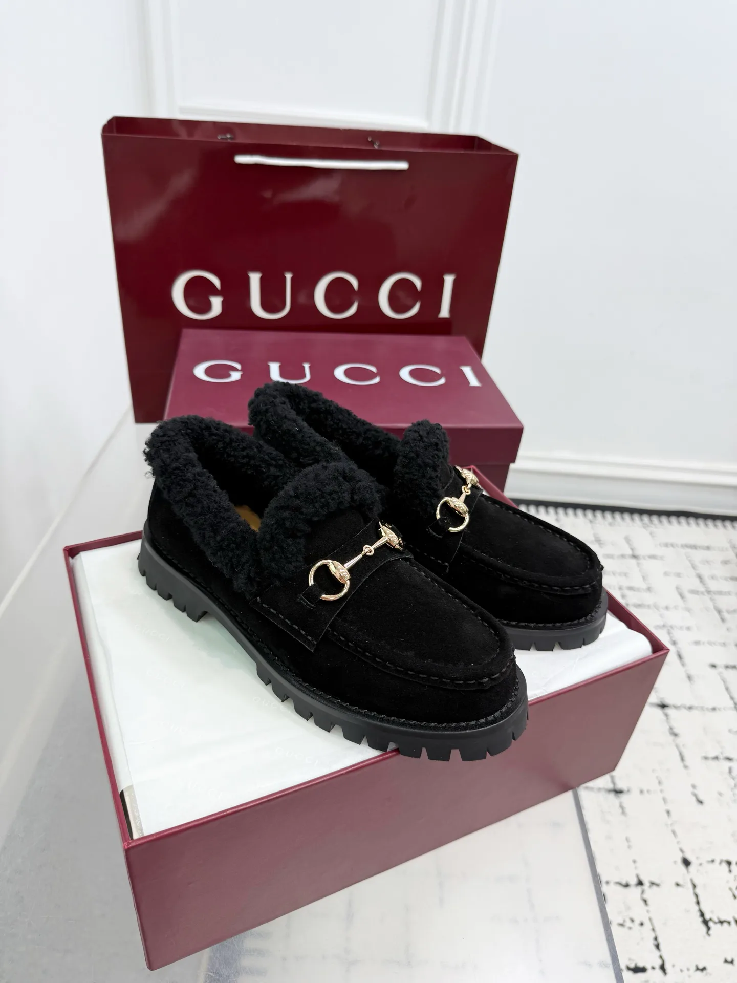 Women's Loafers And Moccasins GUCCI 18393486