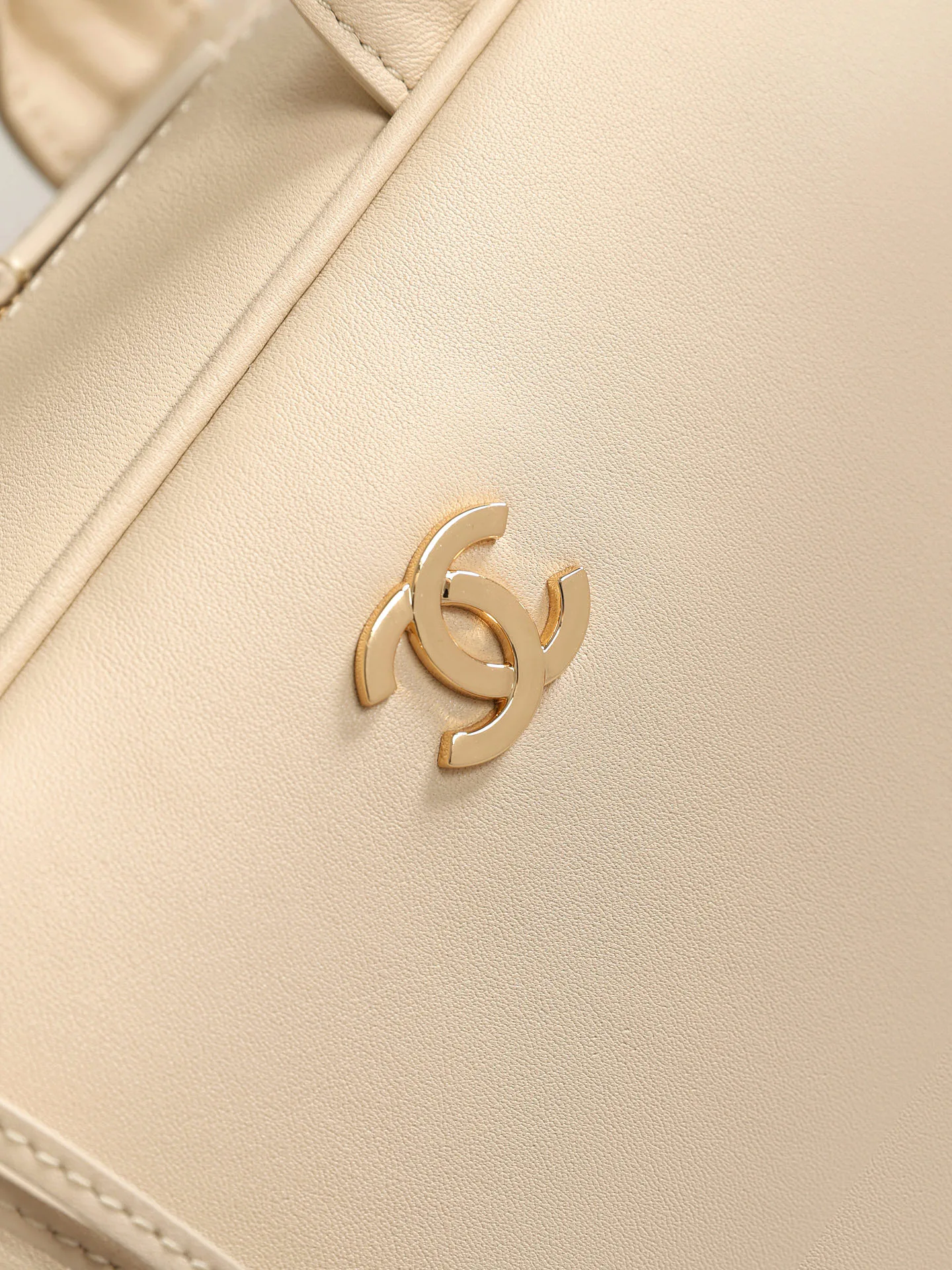 Women's Classic Handbags CHANEL 18147730