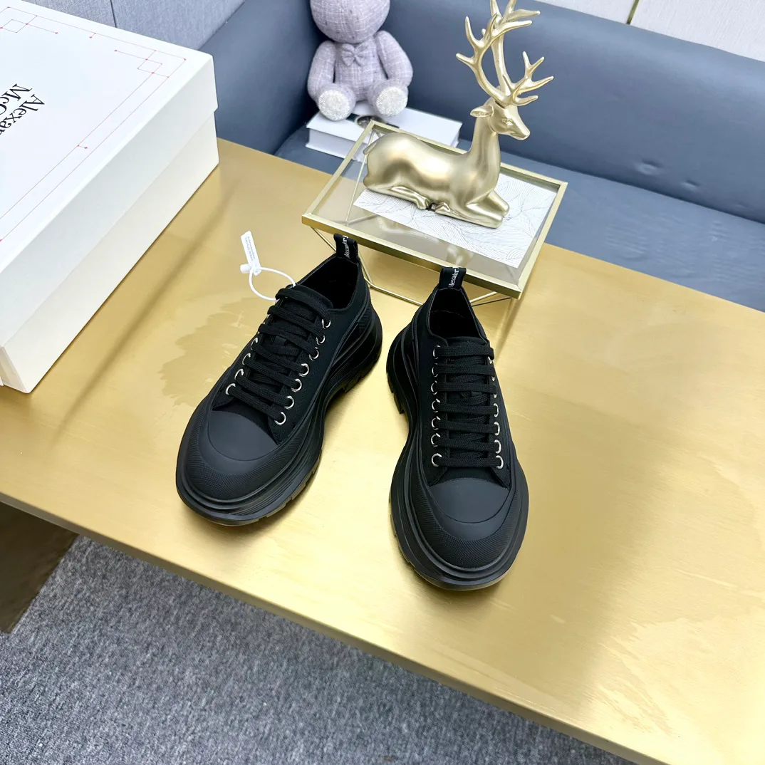 Women's Sneakers ALEXANDER MCQUEEN 18397469