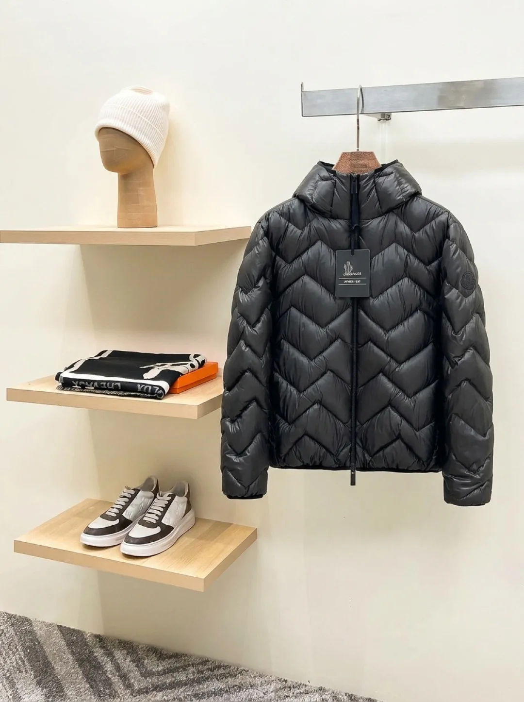 Куртки И Пуховики Мужские Moncler 18596606