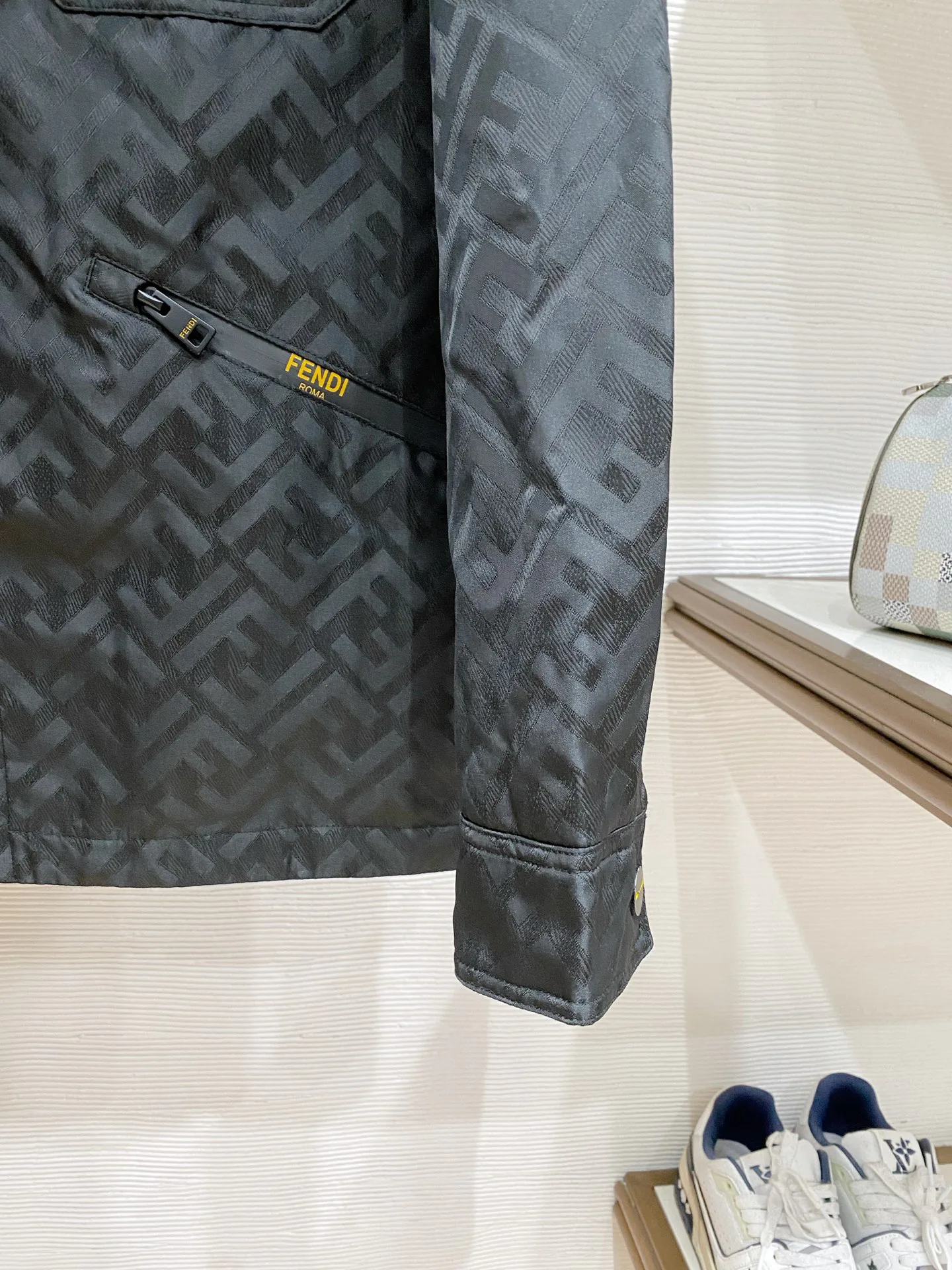 Men's Jackets And Down Jackets FENDI 18007582