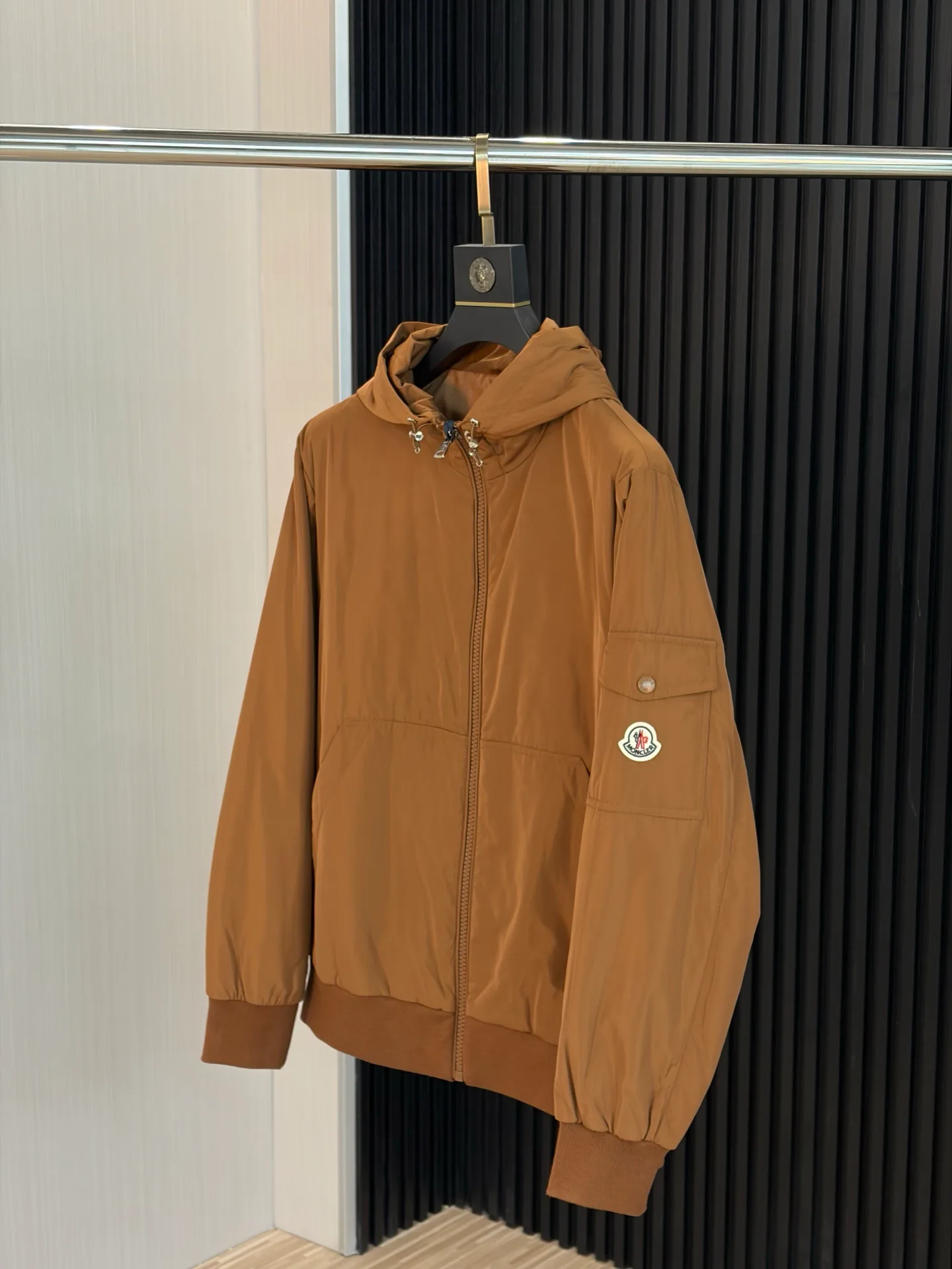 Men's Jackets And Down Jackets MONCLER 18218450
