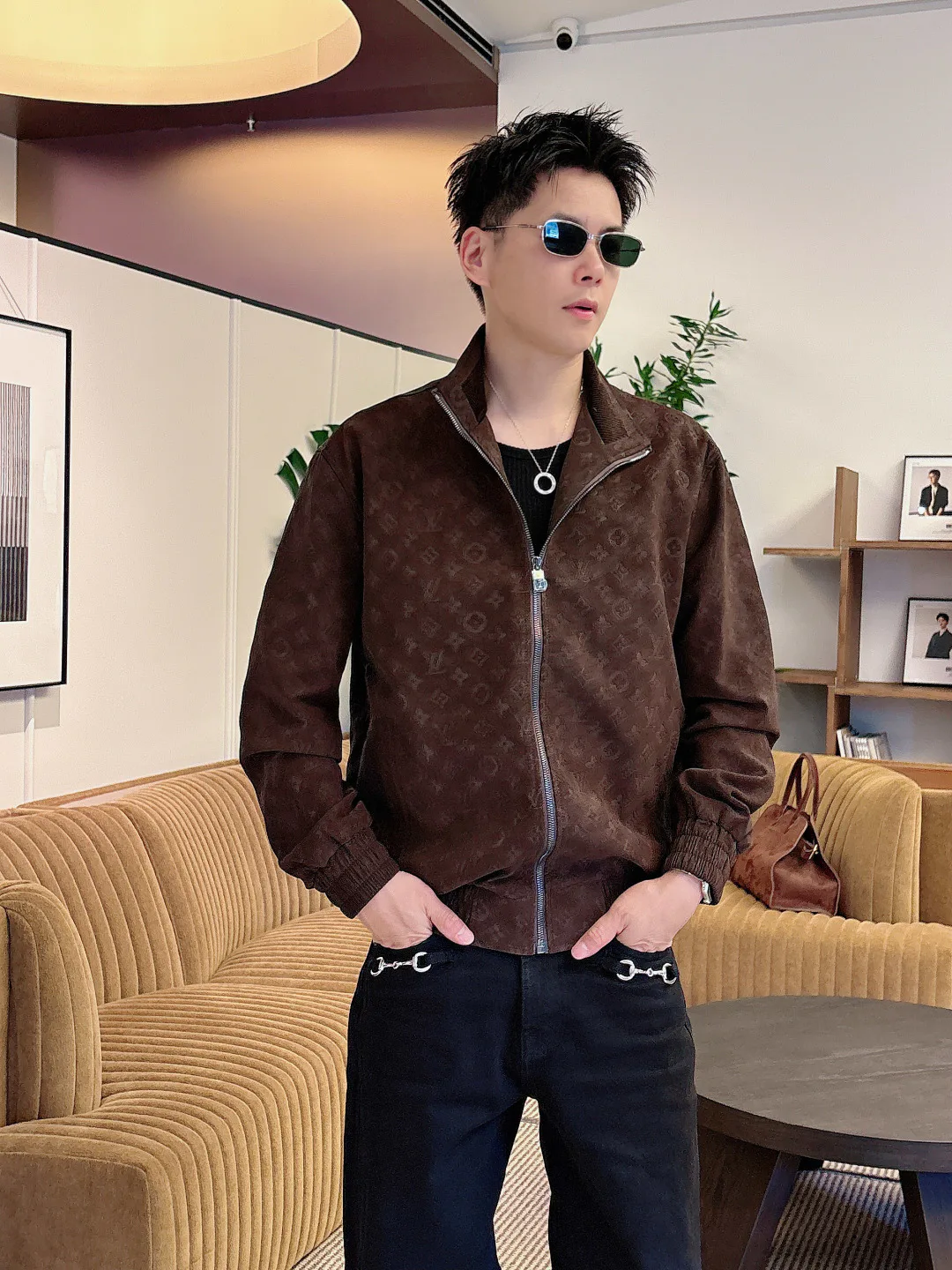 Men's Jackets And Down Jackets LOUIS VUITTON 18097589