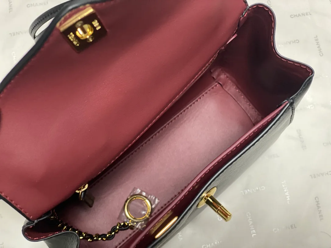 Women's Classic Handbags CHANEL 17909675