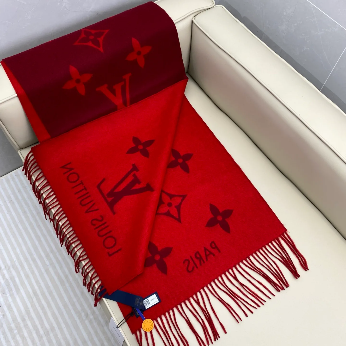 Scarves LOUIS VUITTON 18105573