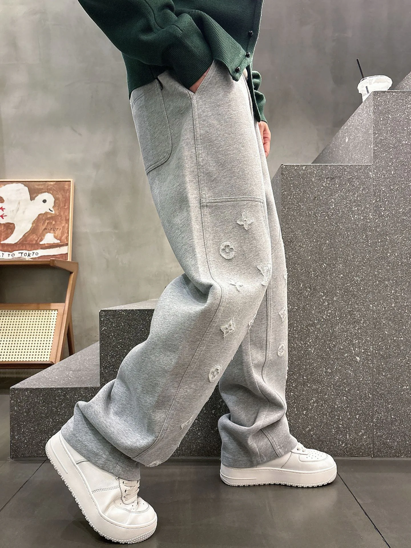 Брюки Мужские Louis Vuitton 18596867