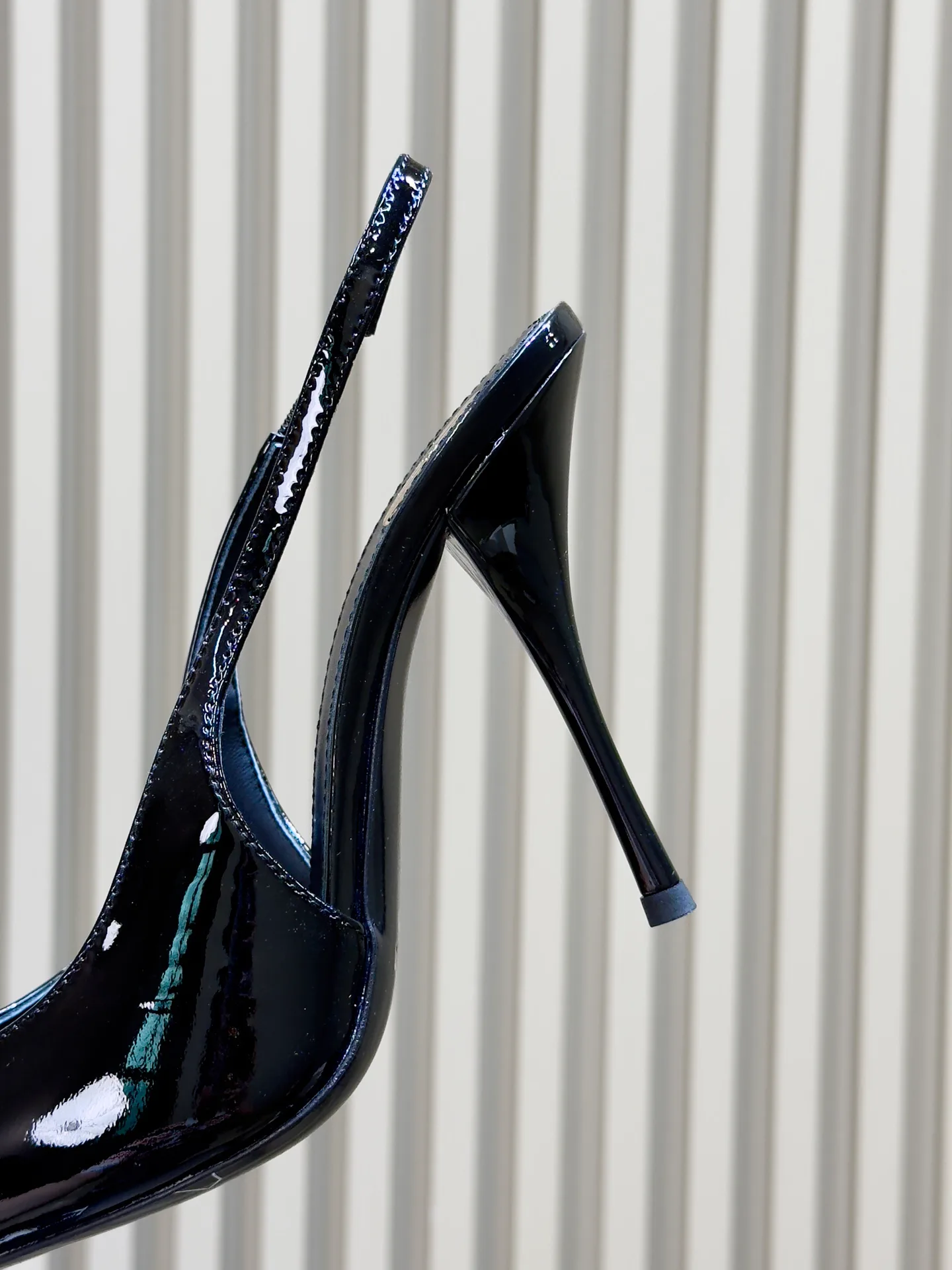 Women's Heels SAINT LAURENT 18073305