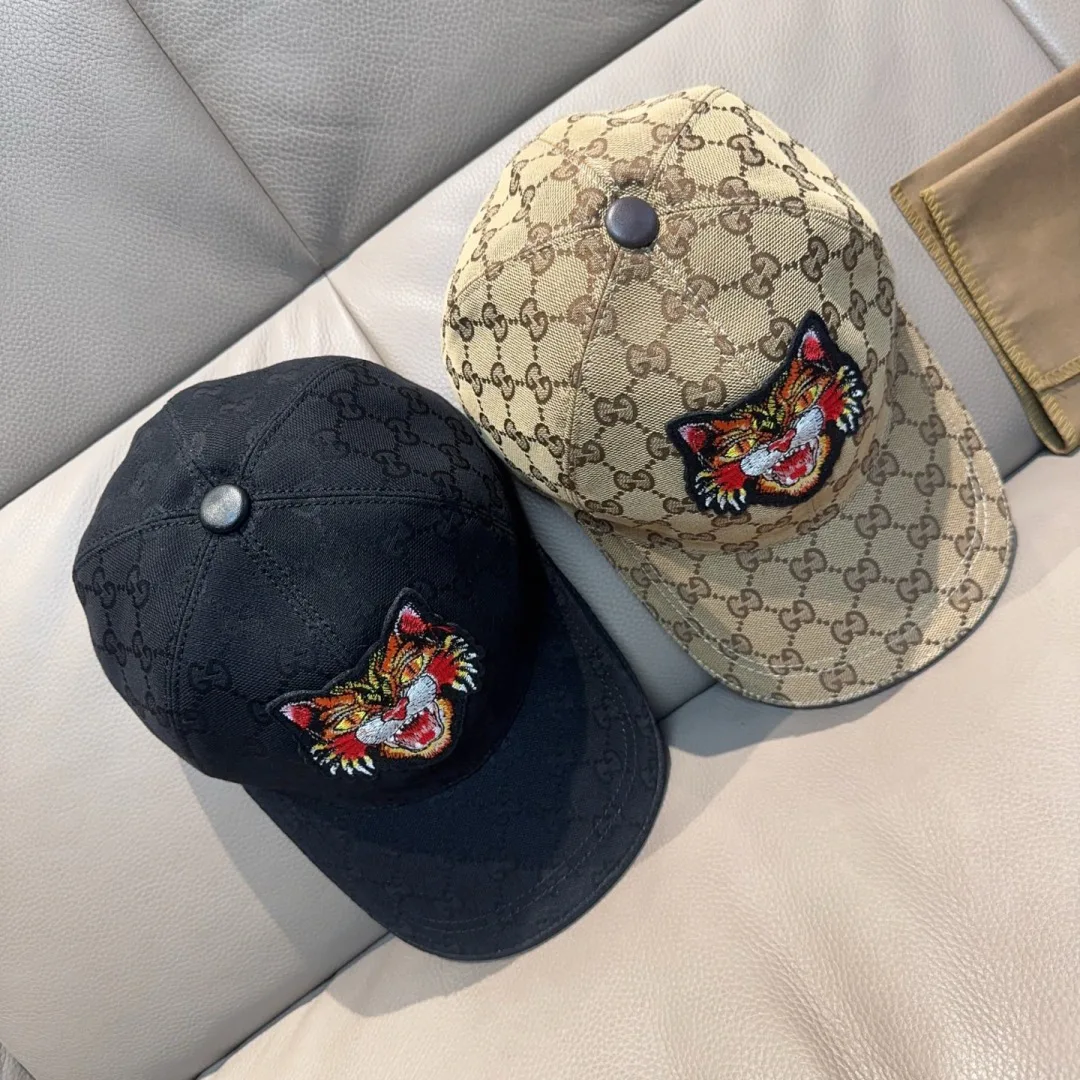 Hats GUCCI 17604812