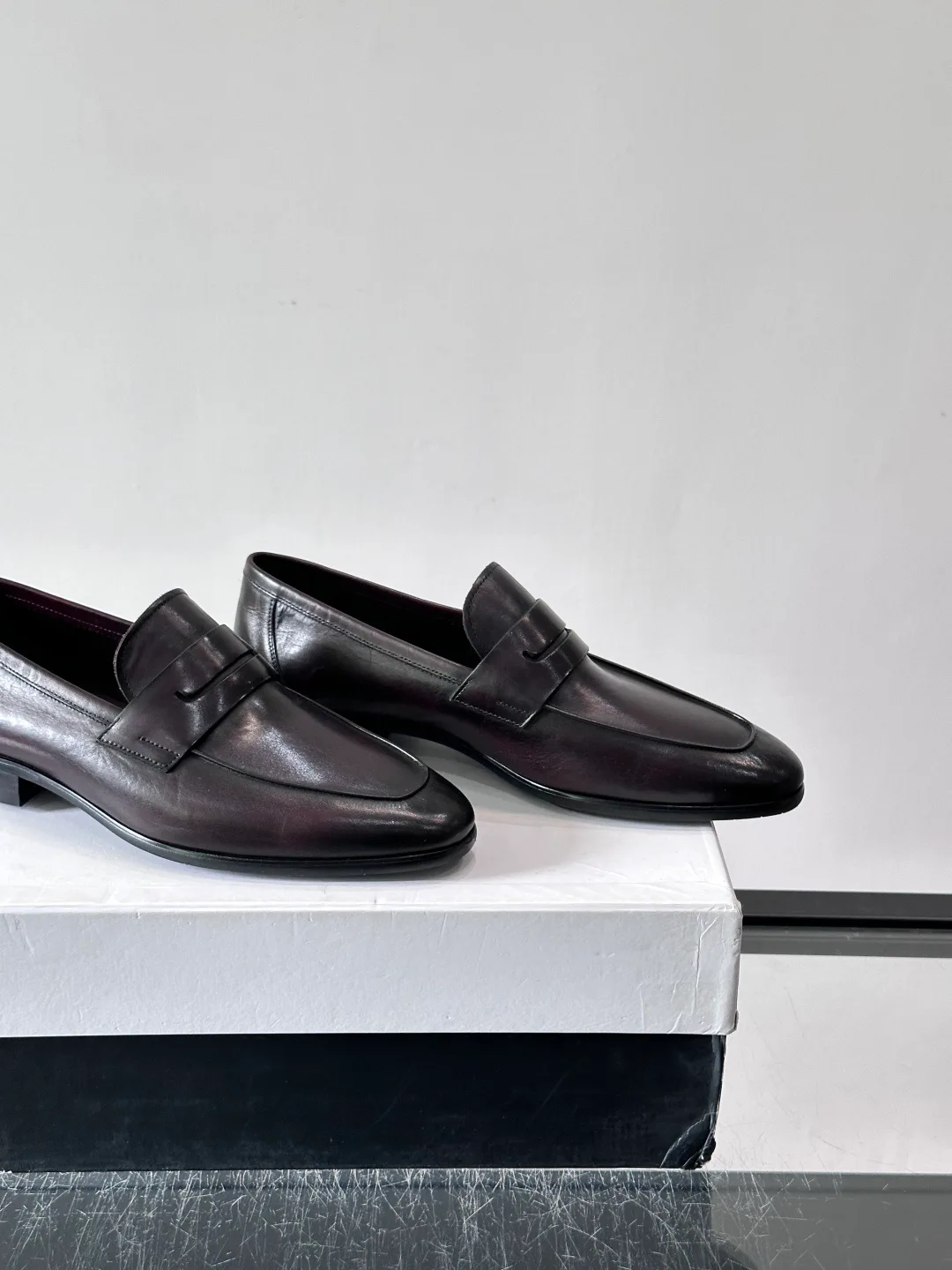 Men's Loafers And Dress Shoes BERLUTI 18055717